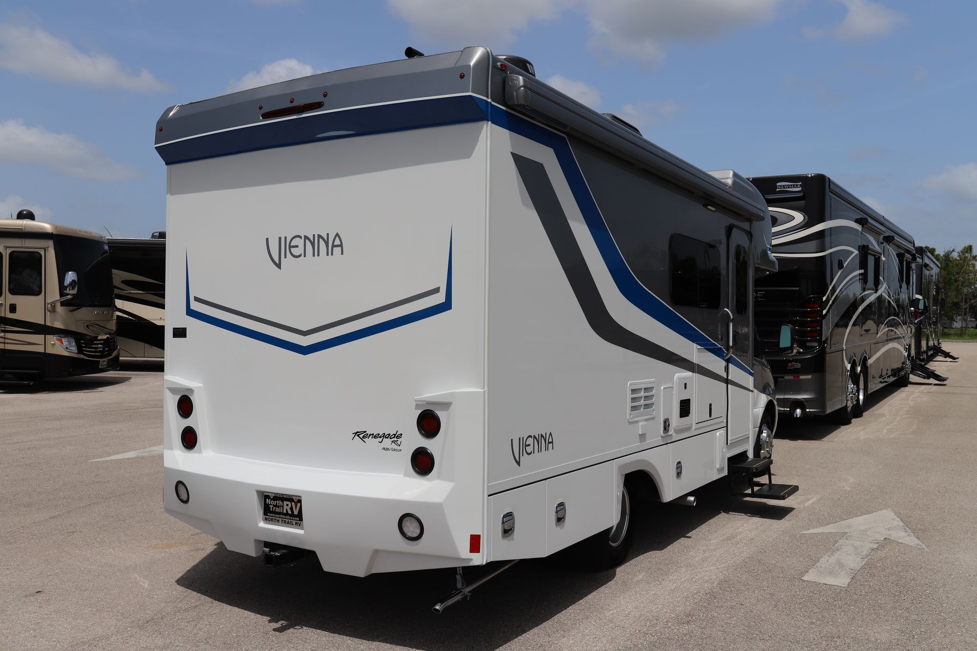 New 2021 Renegade Rv Vienna 25-V-RMC Class C  For Sale