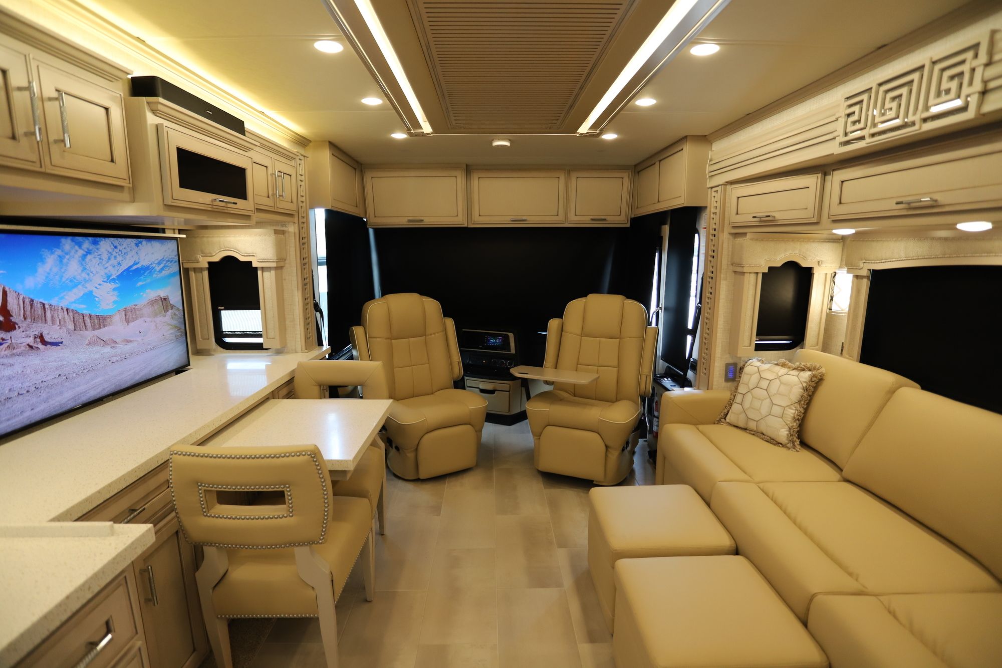 New 2021 Newmar Ventana 3407 Class A  For Sale