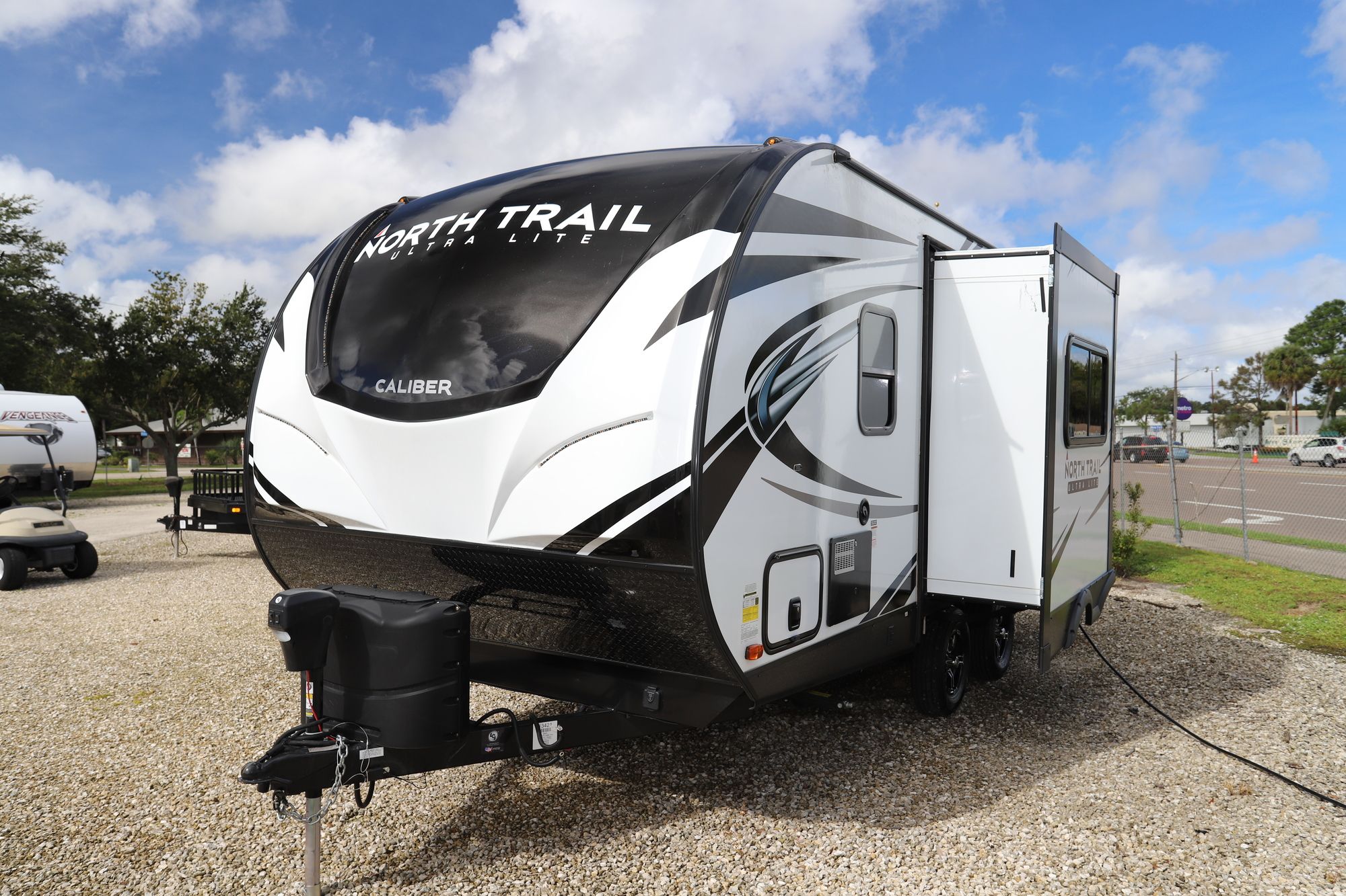 New 2021 Heartland Rv North Trail 21RBSS Travel Trailer  For Sale