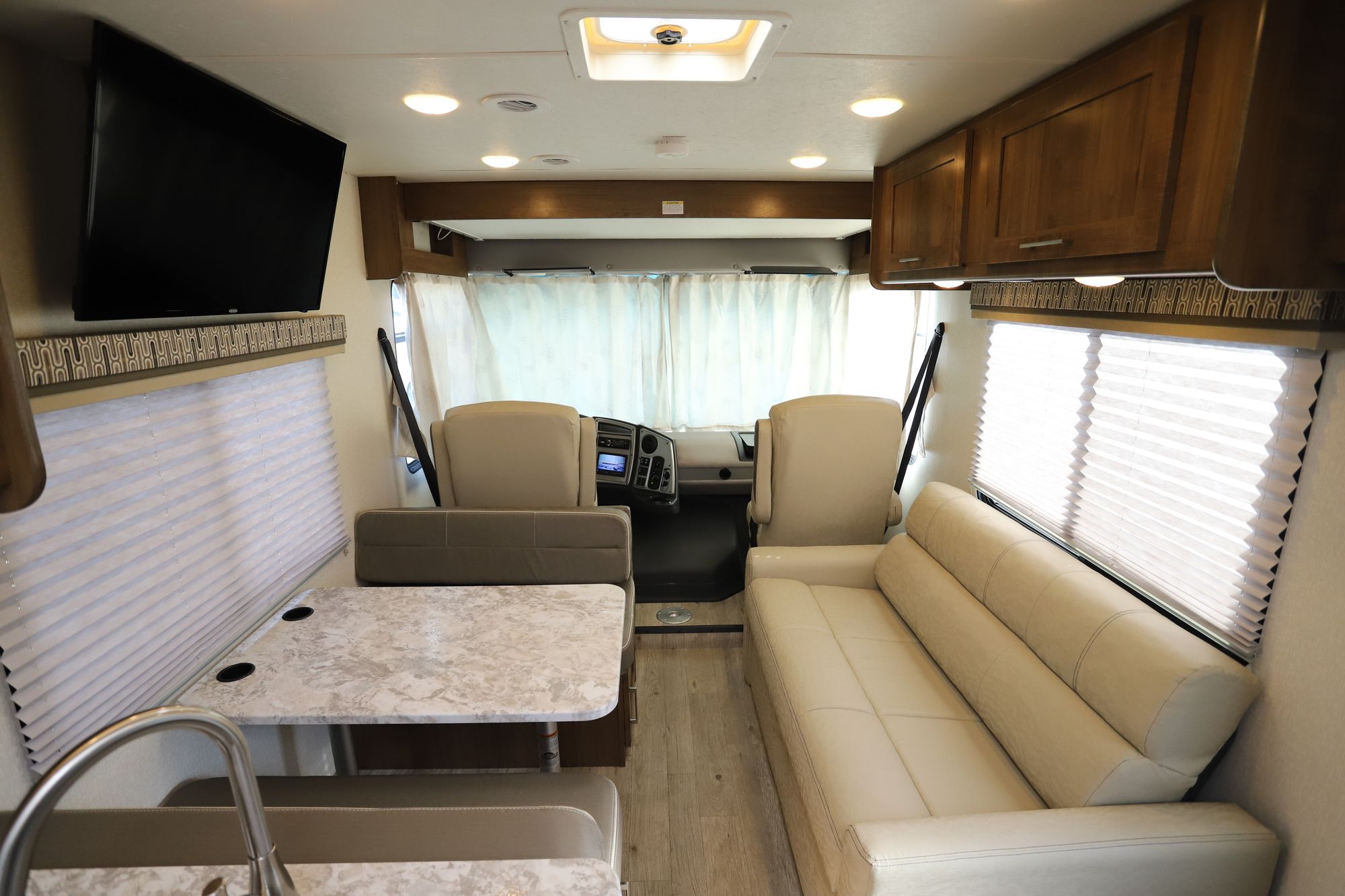 Used 2020 Coachmen Pursuit 27XPS Class A  For Sale