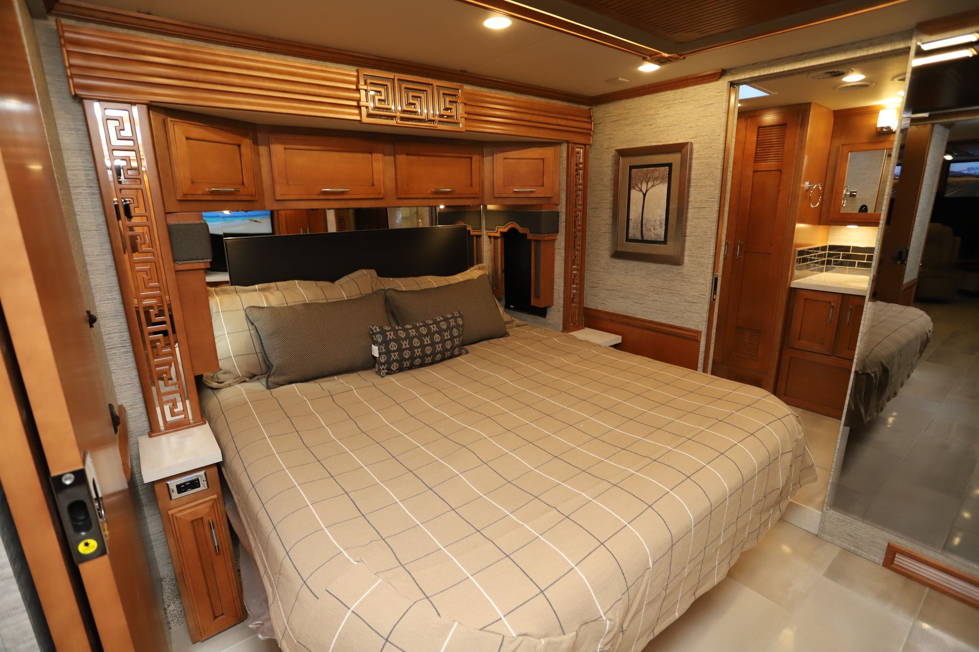 New 2021 Newmar Ventana 3709 Class A  For Sale