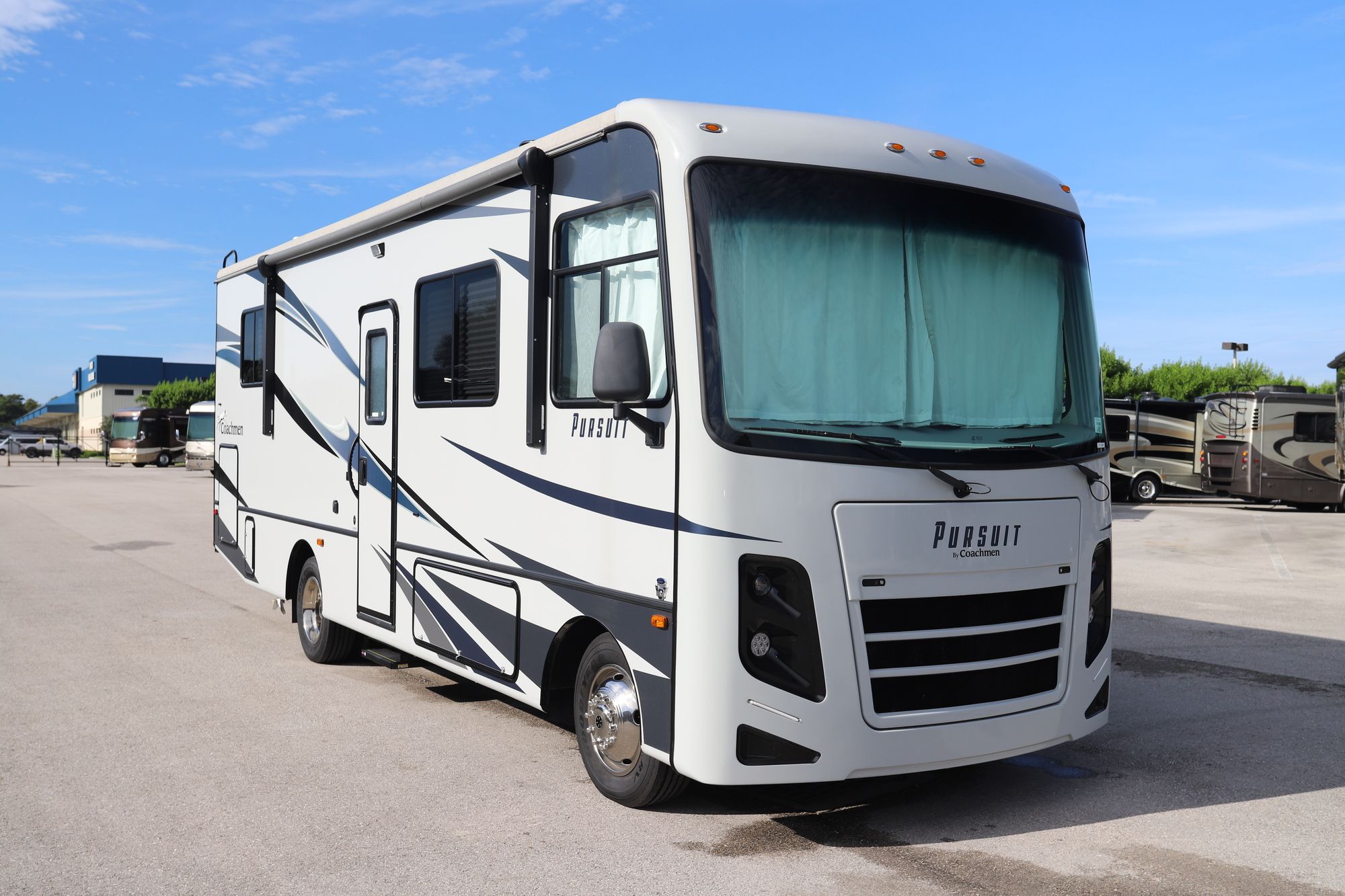 Used 2020 Coachmen Pursuit 27XPS Class A  For Sale