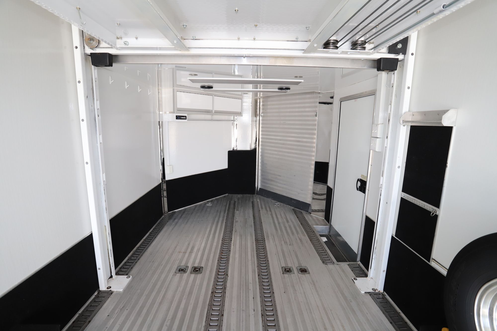 Used 2015 Renegade Rv Stacker 25 V NOSE Co  For Sale