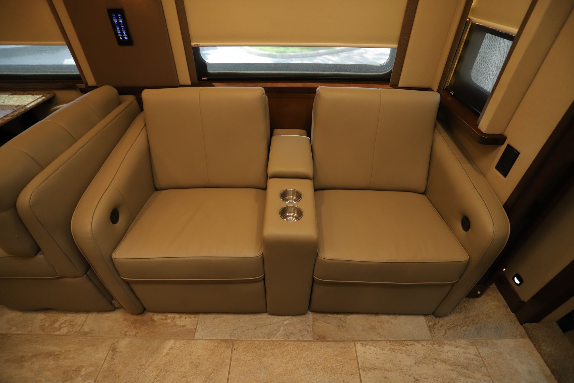 Used 2018 Renegade Rv Ikon 4534RX Super C  For Sale