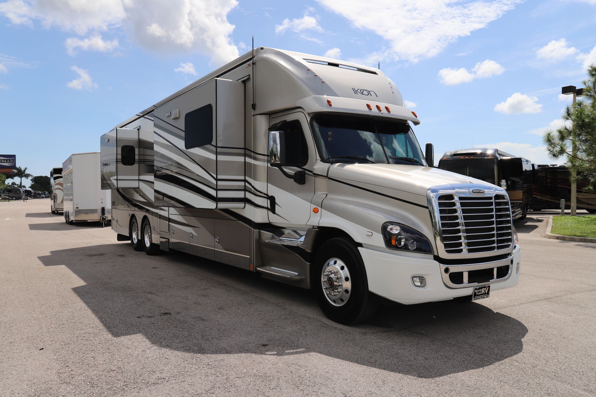 Used 2018 Renegade Rv Ikon 4534RX Super C  For Sale