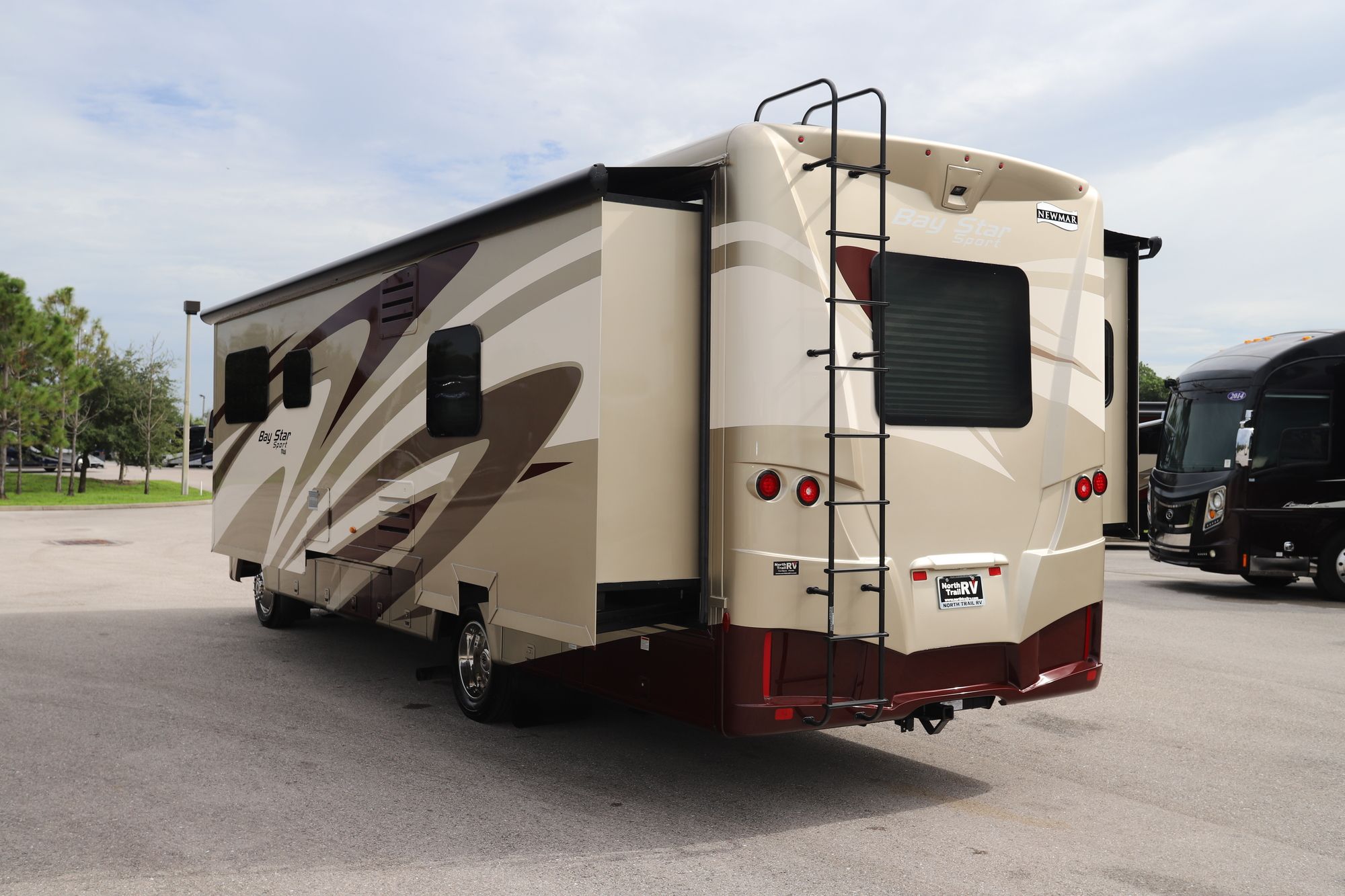 New 2021 Newmar Bay Star Sport 3014 Class A  For Sale