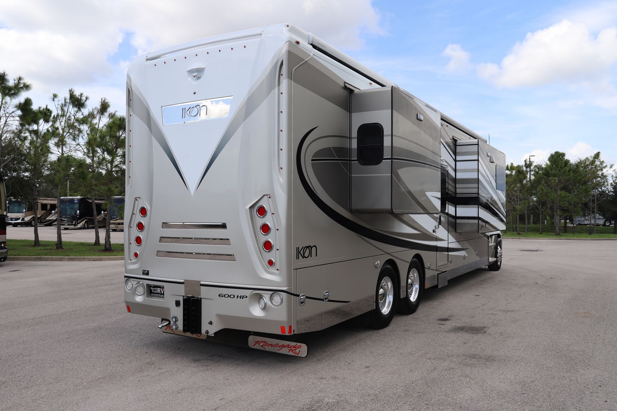 Used 2018 Renegade Rv Ikon 4534RX Super C  For Sale