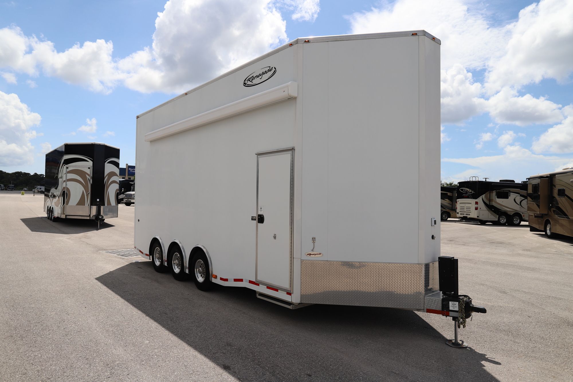 Used 2016 Renegade Rv Stacker V Nose 25TA Co  For Sale