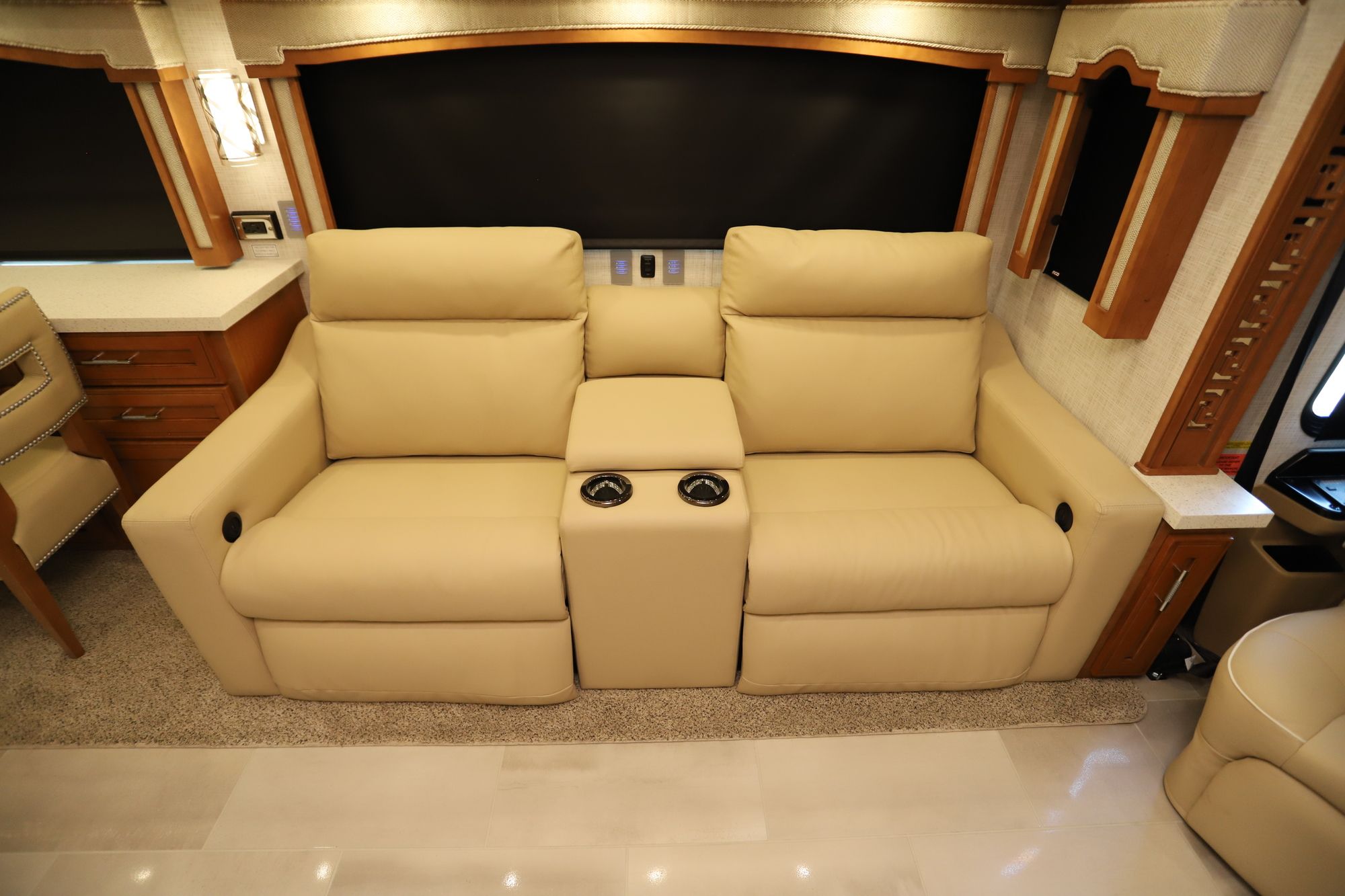 New 2021 Newmar Ventana 4369 Class A  For Sale