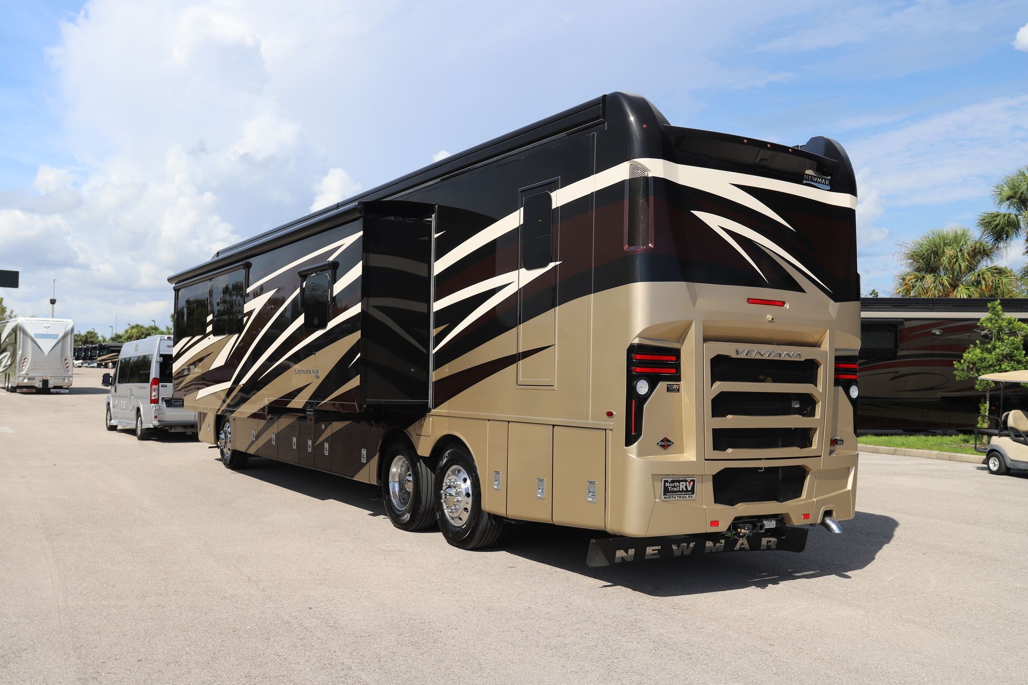 New 2021 Newmar Ventana 4369 Class A  For Sale