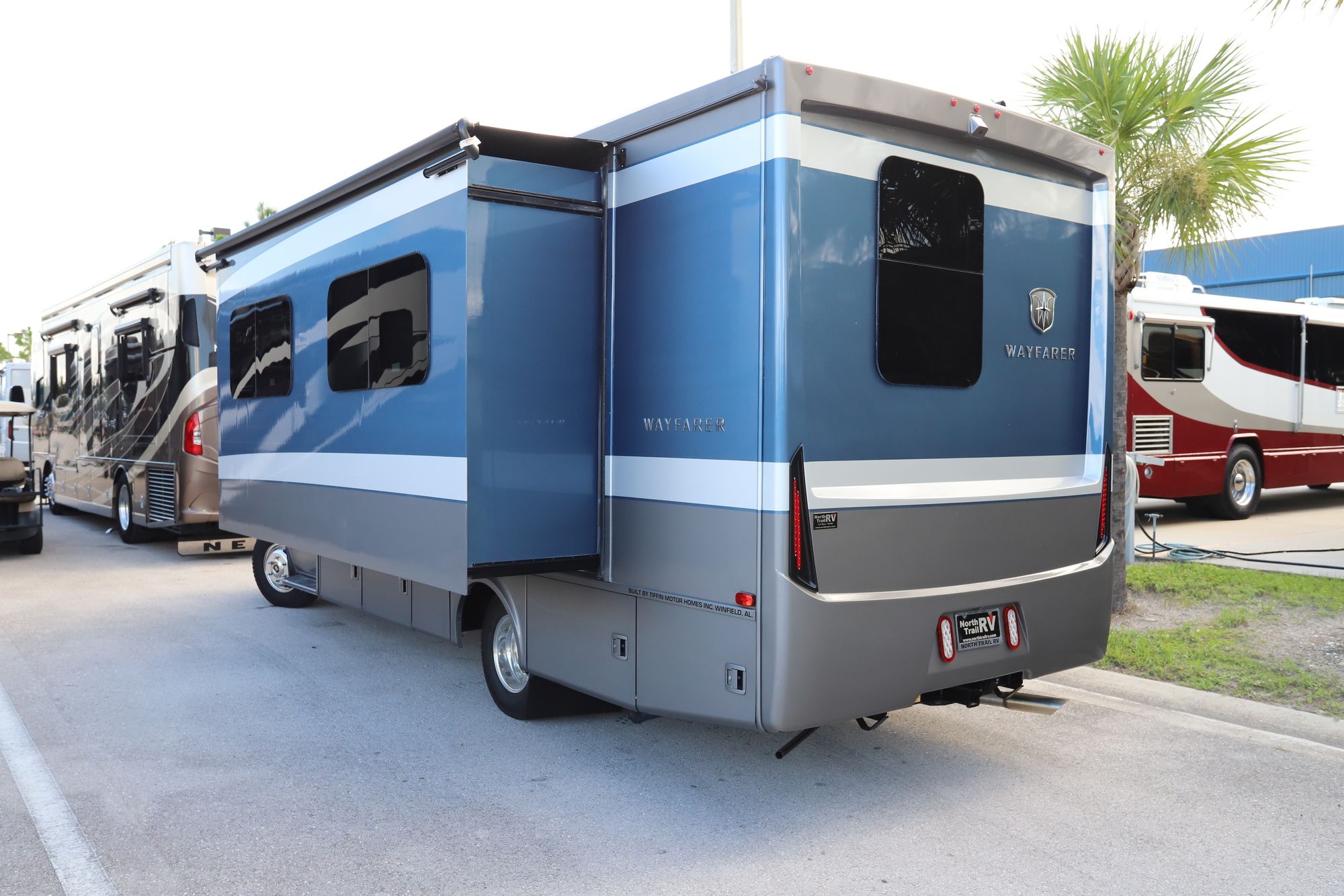 New 2021 Tiffin Motor Homes Wayfarer 25RW Class C  For Sale