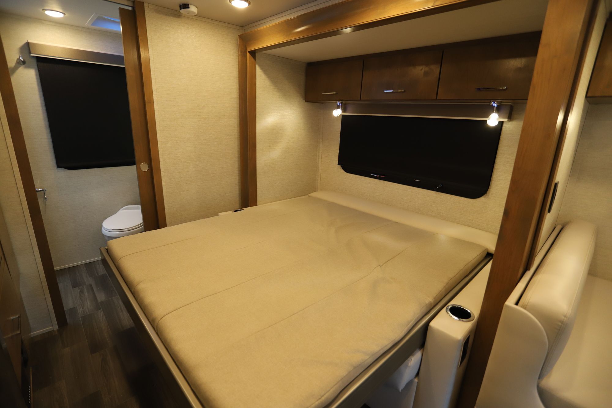 New 2021 Tiffin Motor Homes Wayfarer 25RW Class C  For Sale