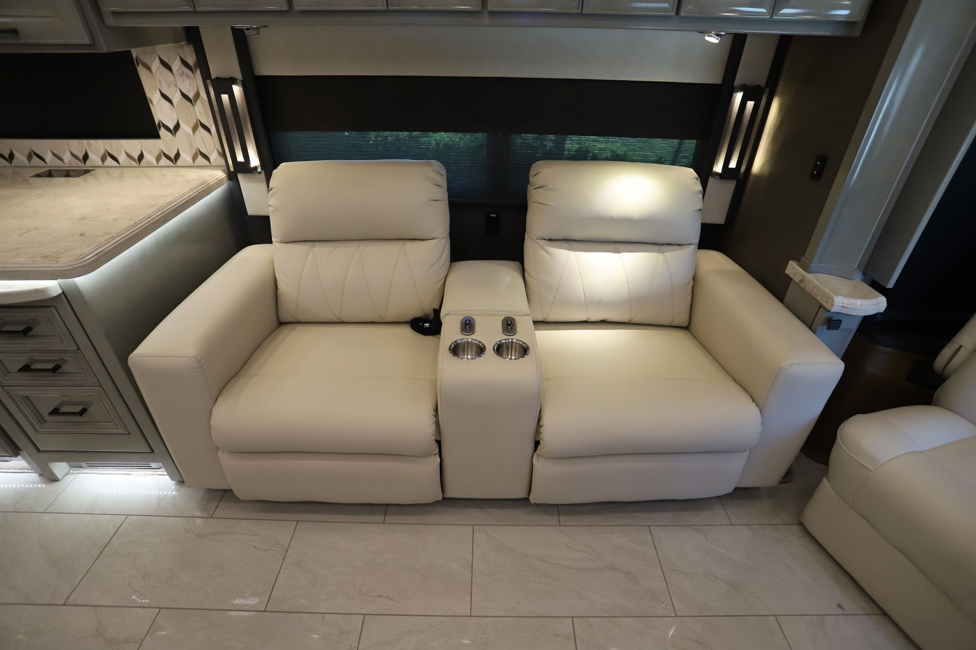 New 2021 Tiffin Motor Homes Allegro Bus 45OPP Class A  For Sale