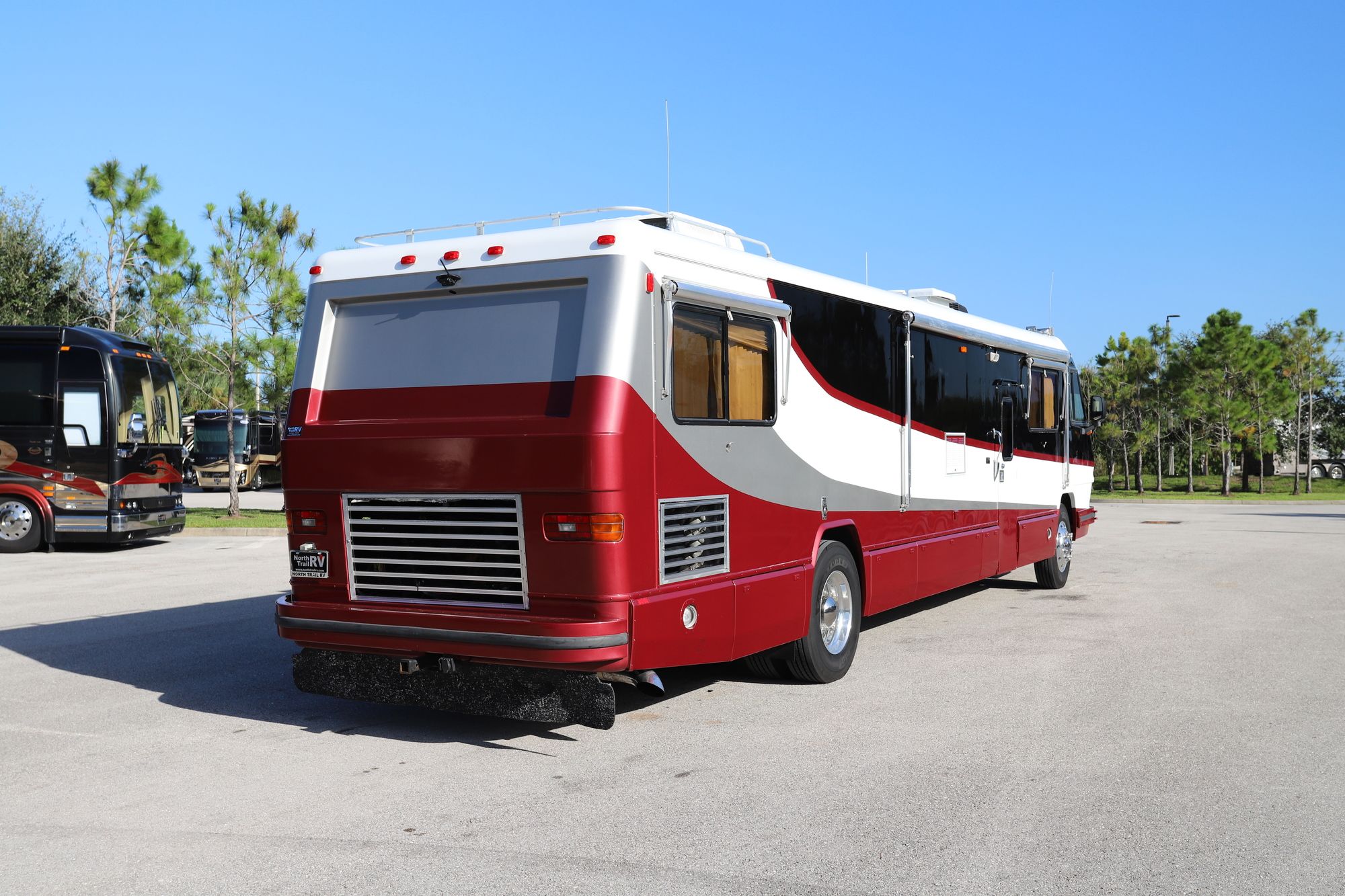 Used 1987 Foretravel Grand Villa 40SBD Class A  For Sale