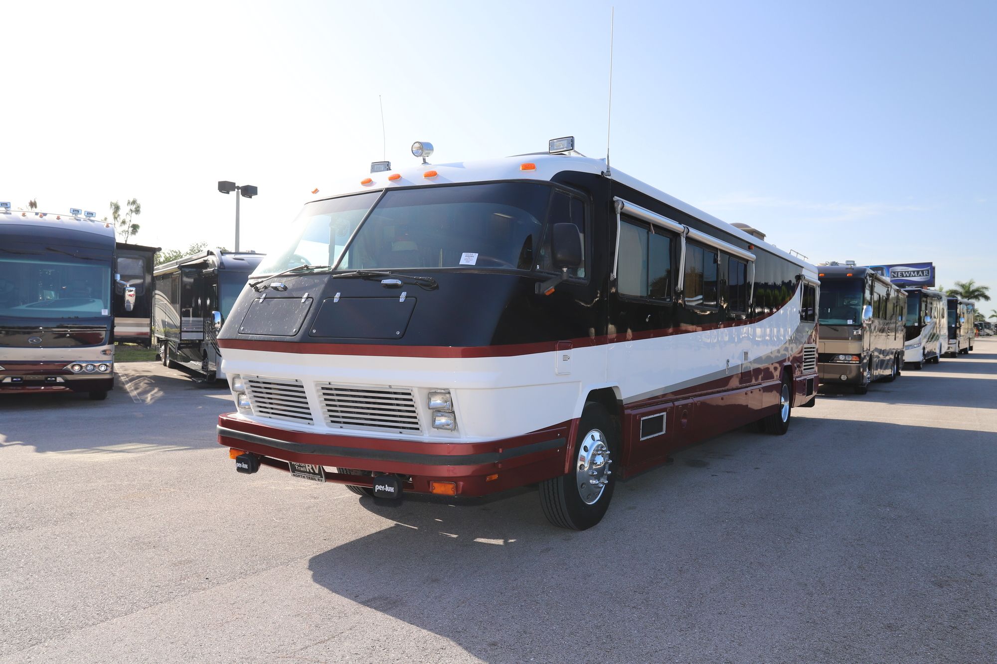 Used 1987 Foretravel Grand Villa 40SBD Class A  For Sale