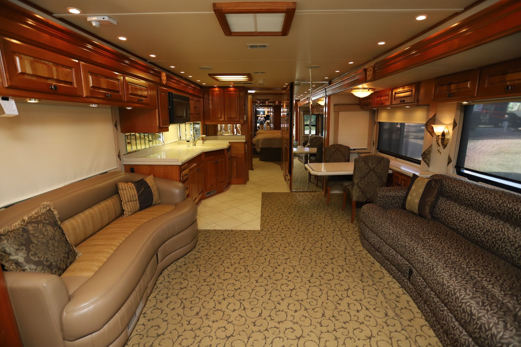 Used 2003 Monaco Dynasty DUTCHESS Class A  For Sale