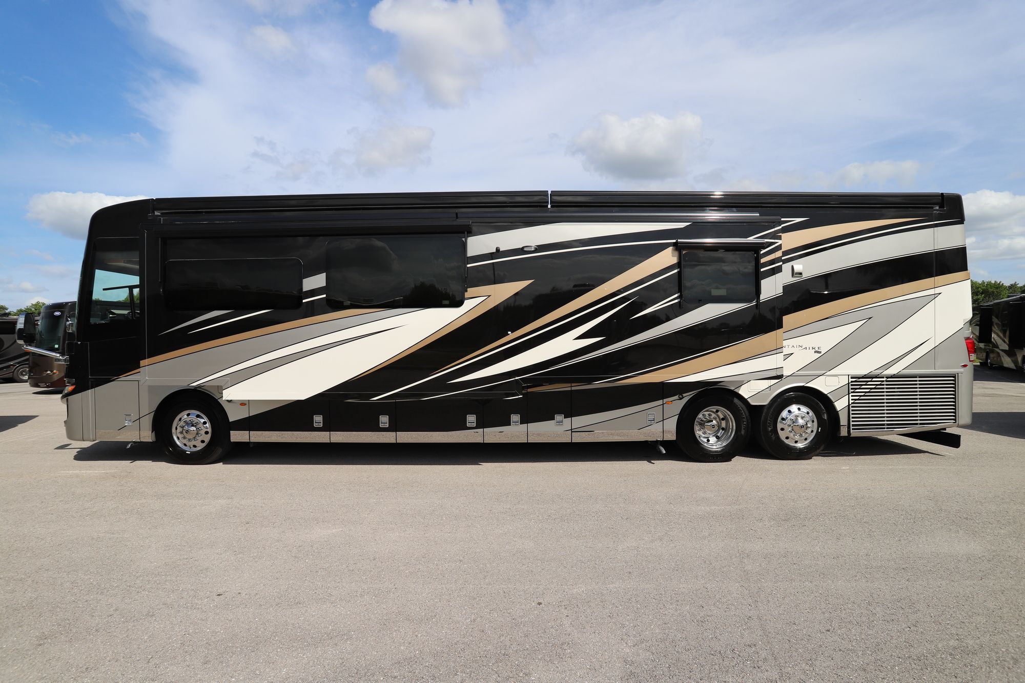 New 2021 Newmar Mountain Aire 4551 Class A  For Sale