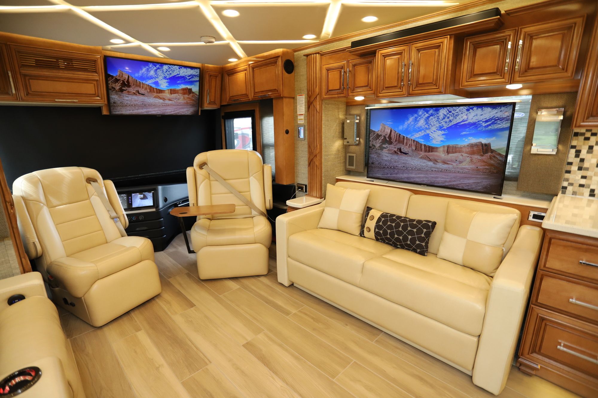 New 2021 Newmar Mountain Aire 4551 Class A  For Sale