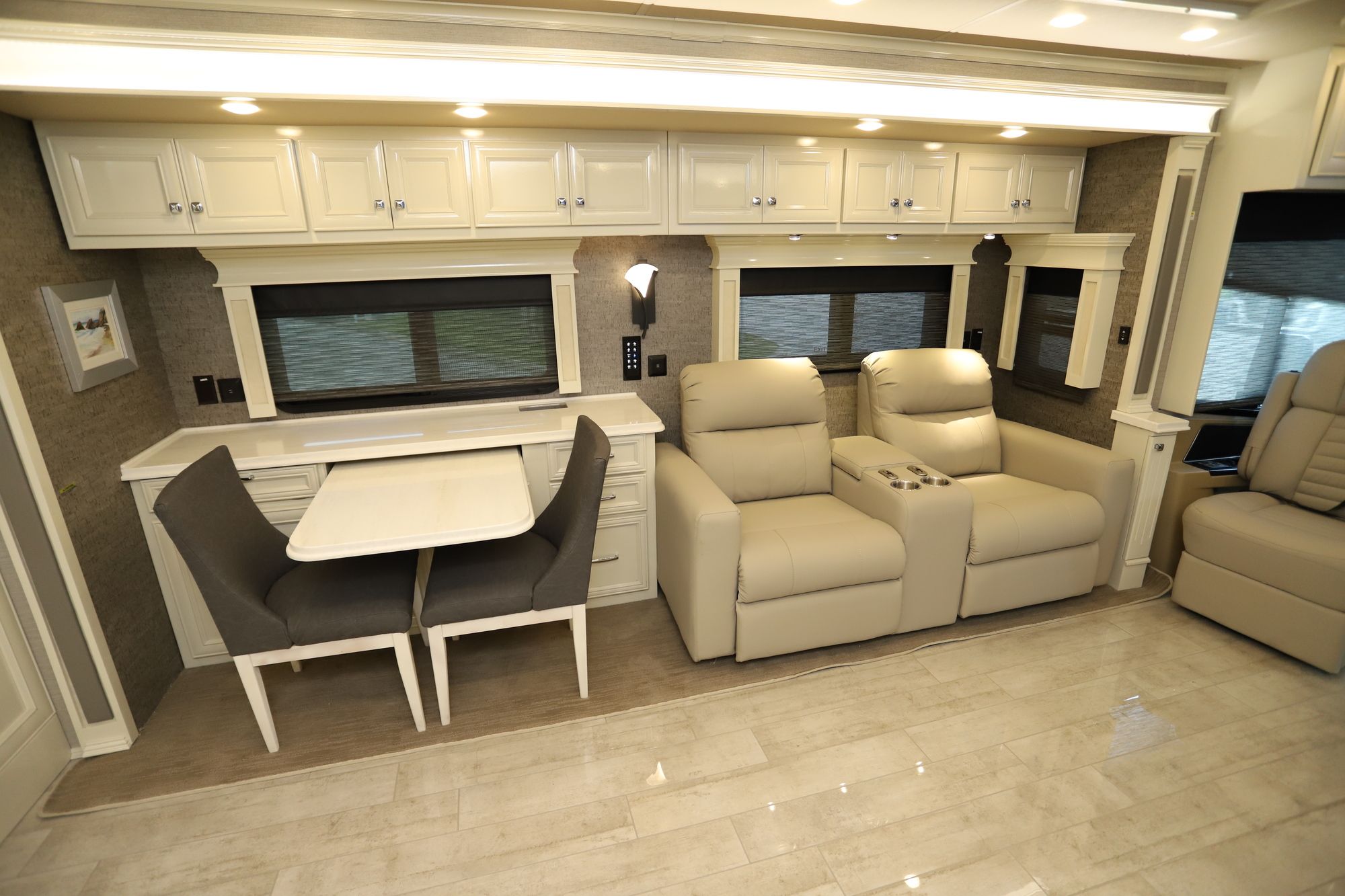 New 2021 Tiffin Motor Homes Phaeton 37BH Class A  For Sale