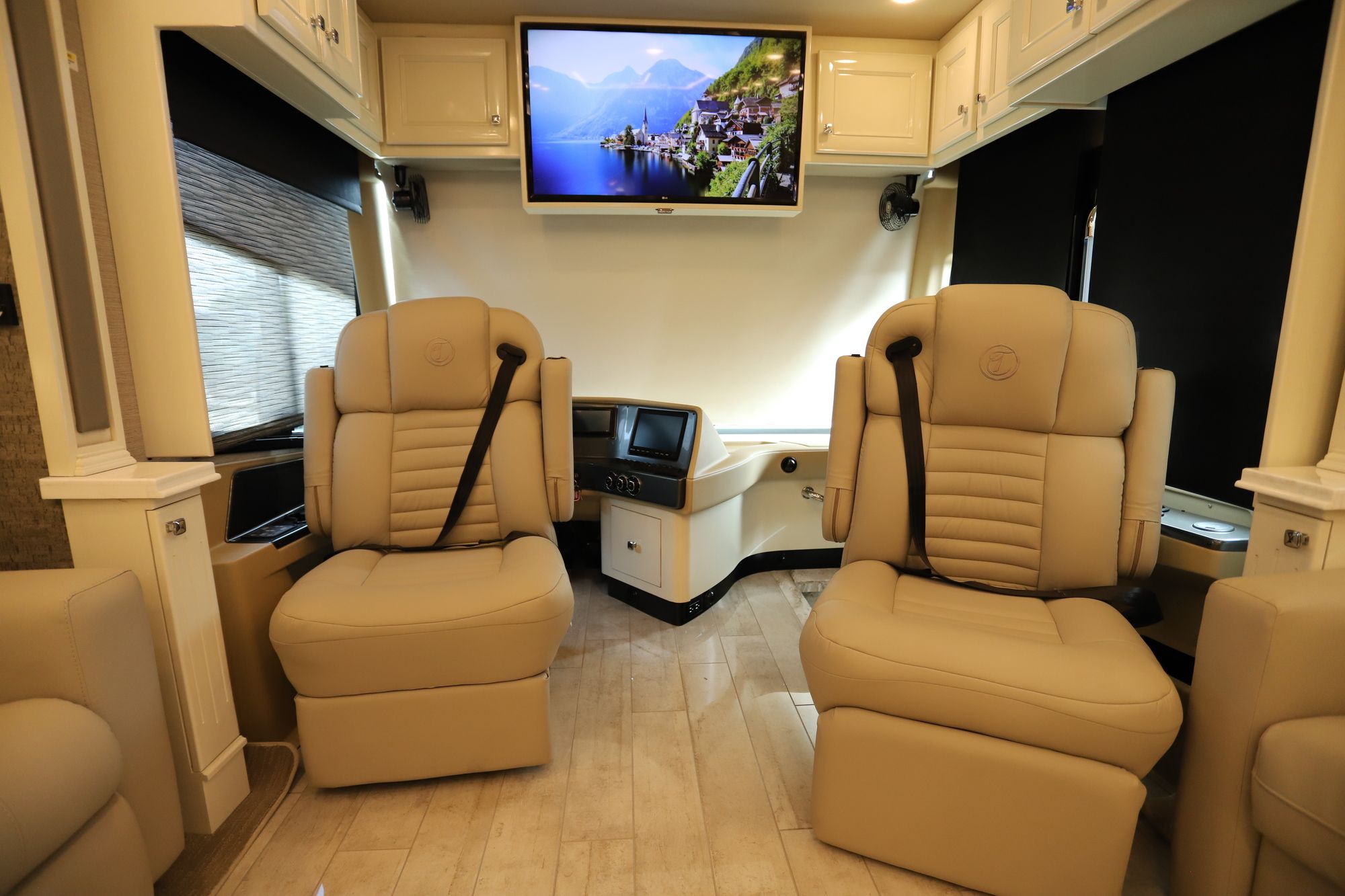 New 2021 Tiffin Motor Homes Phaeton 37BH Class A  For Sale