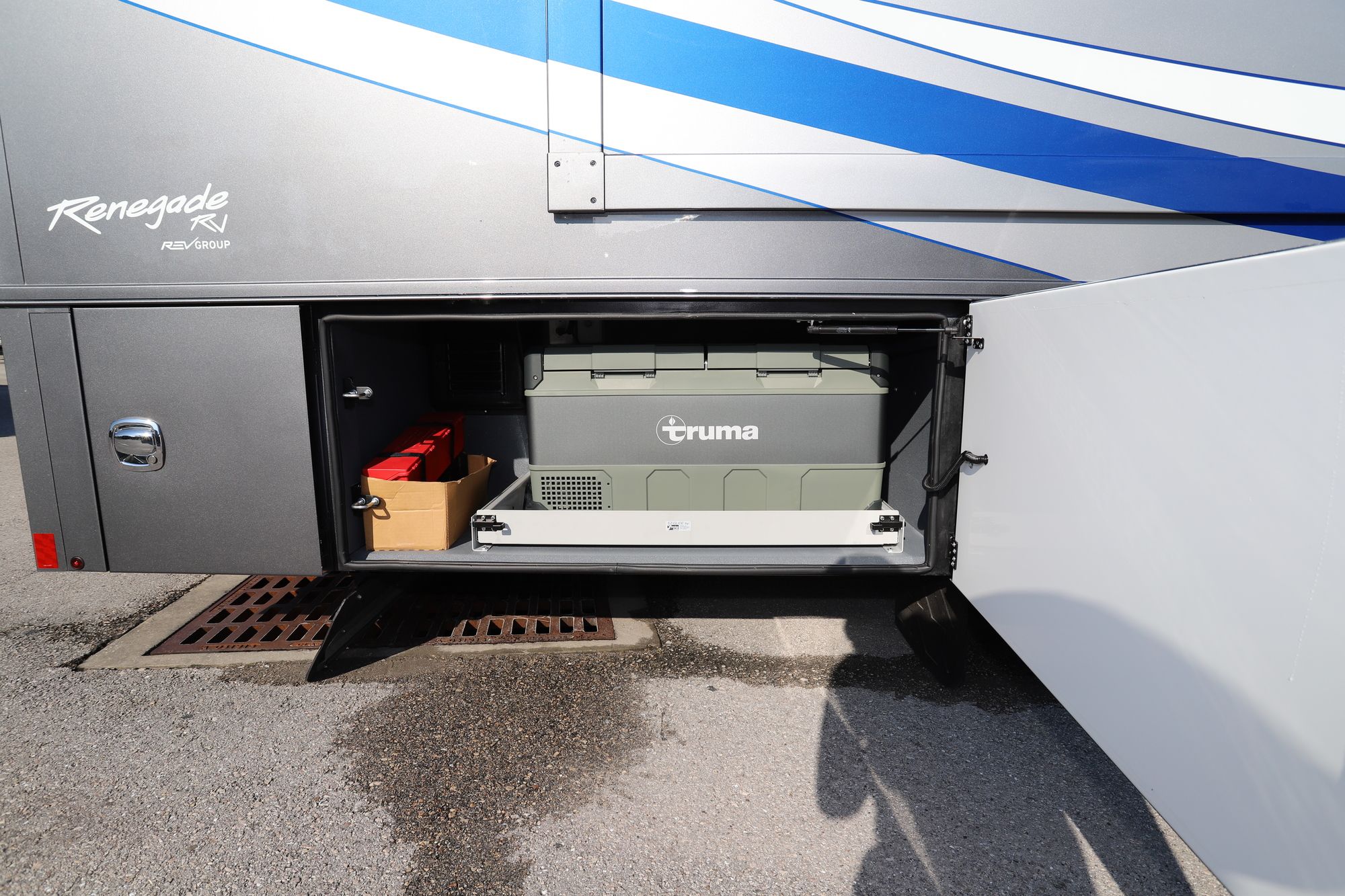 New 2021 Renegade Rv Classic 45CBQ Super C  For Sale