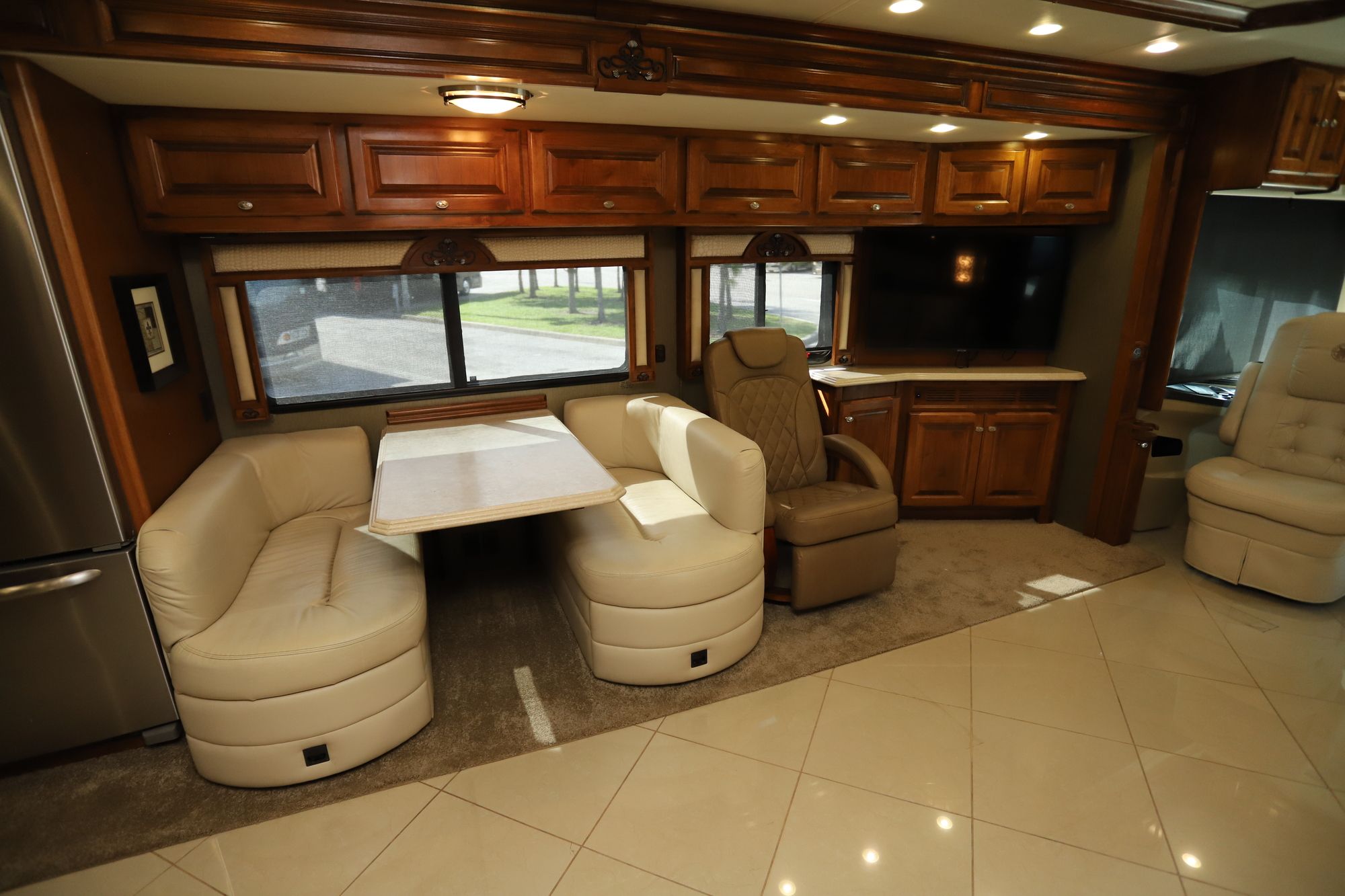 Used 2013 Tiffin Motor Homes Phaeton 40QBH Class A  For Sale