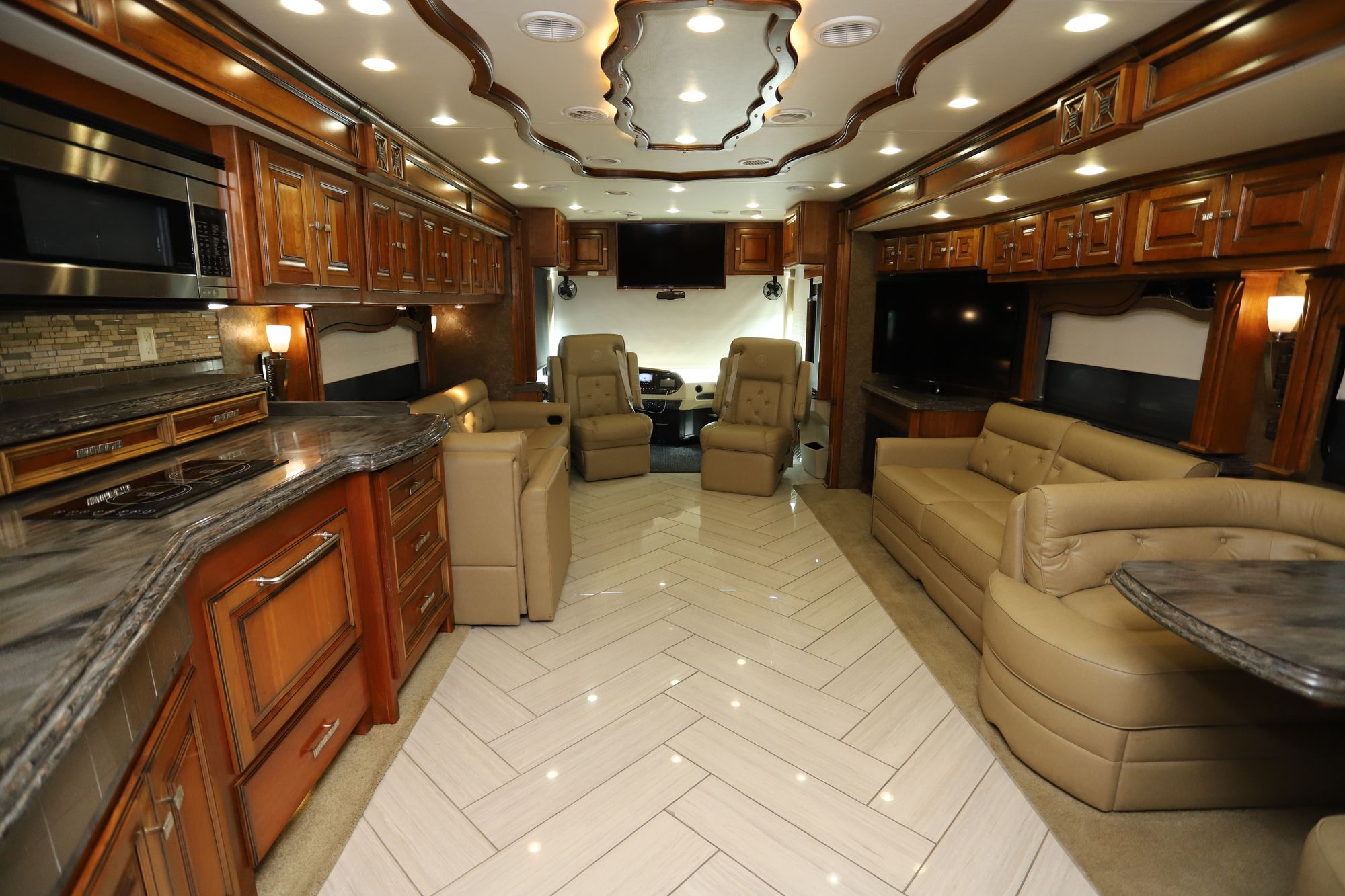 Used 2014 Tiffin Motor Homes Allegro Bus 45LP Class A  For Sale