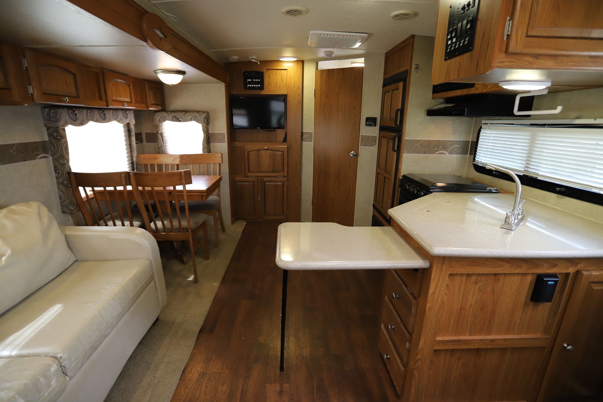 Used 2014 Forest River Rockwood 2604WS Travel Trailer  For Sale