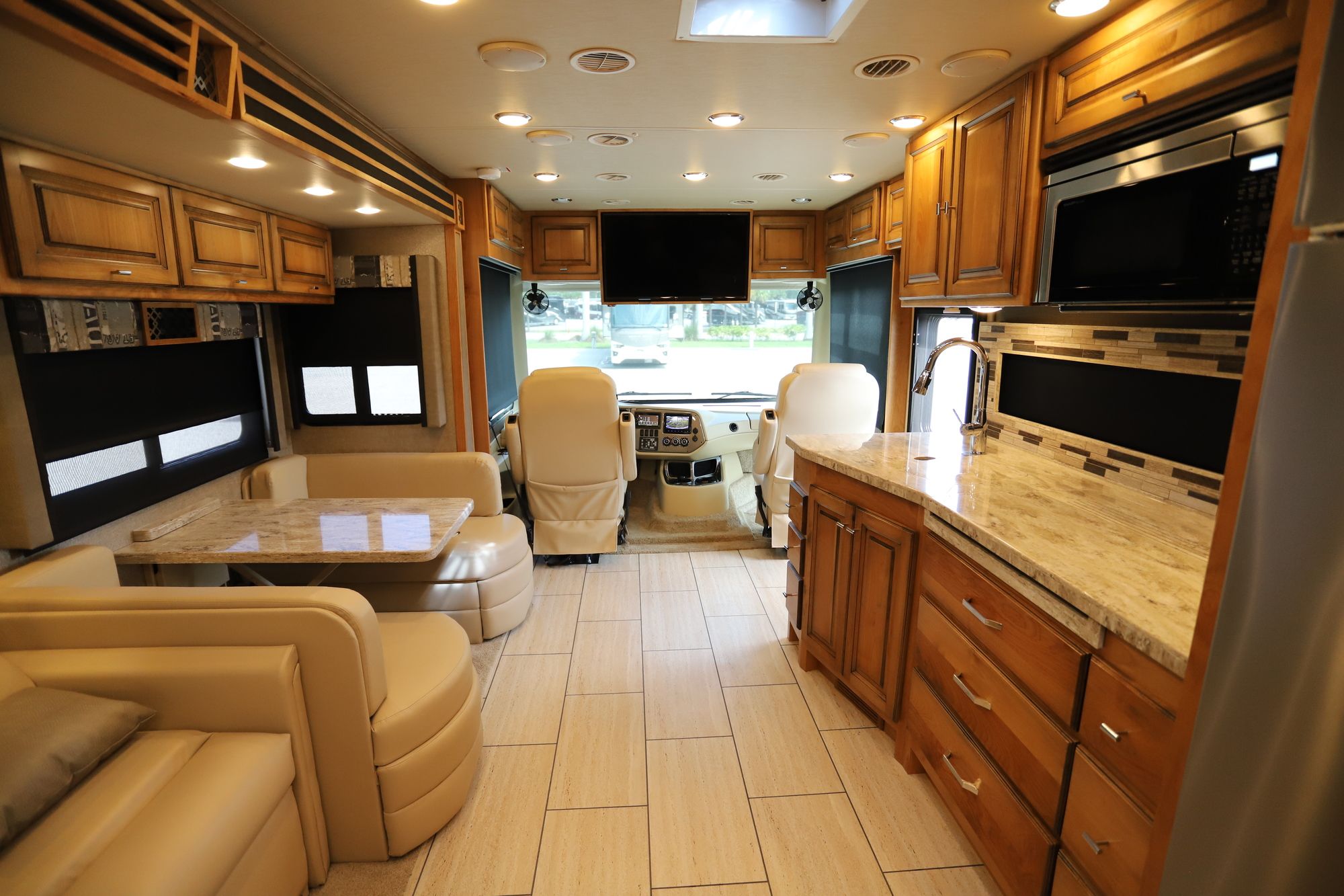 Used 2019 Tiffin Motor Homes Allegro 32SA Class A  For Sale