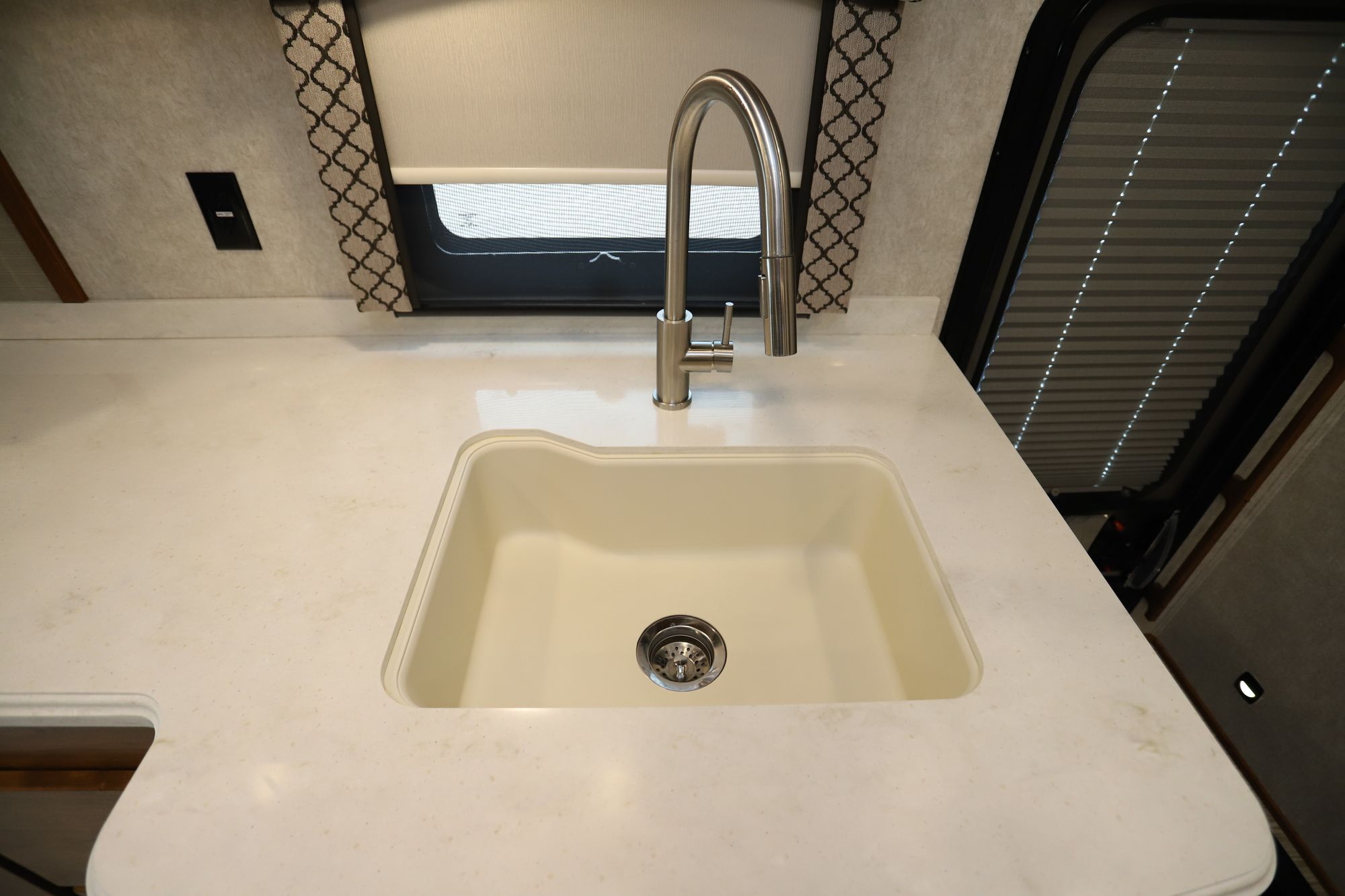 Used 2021 Renegade Rv Valencia 35 MB Super C  For Sale