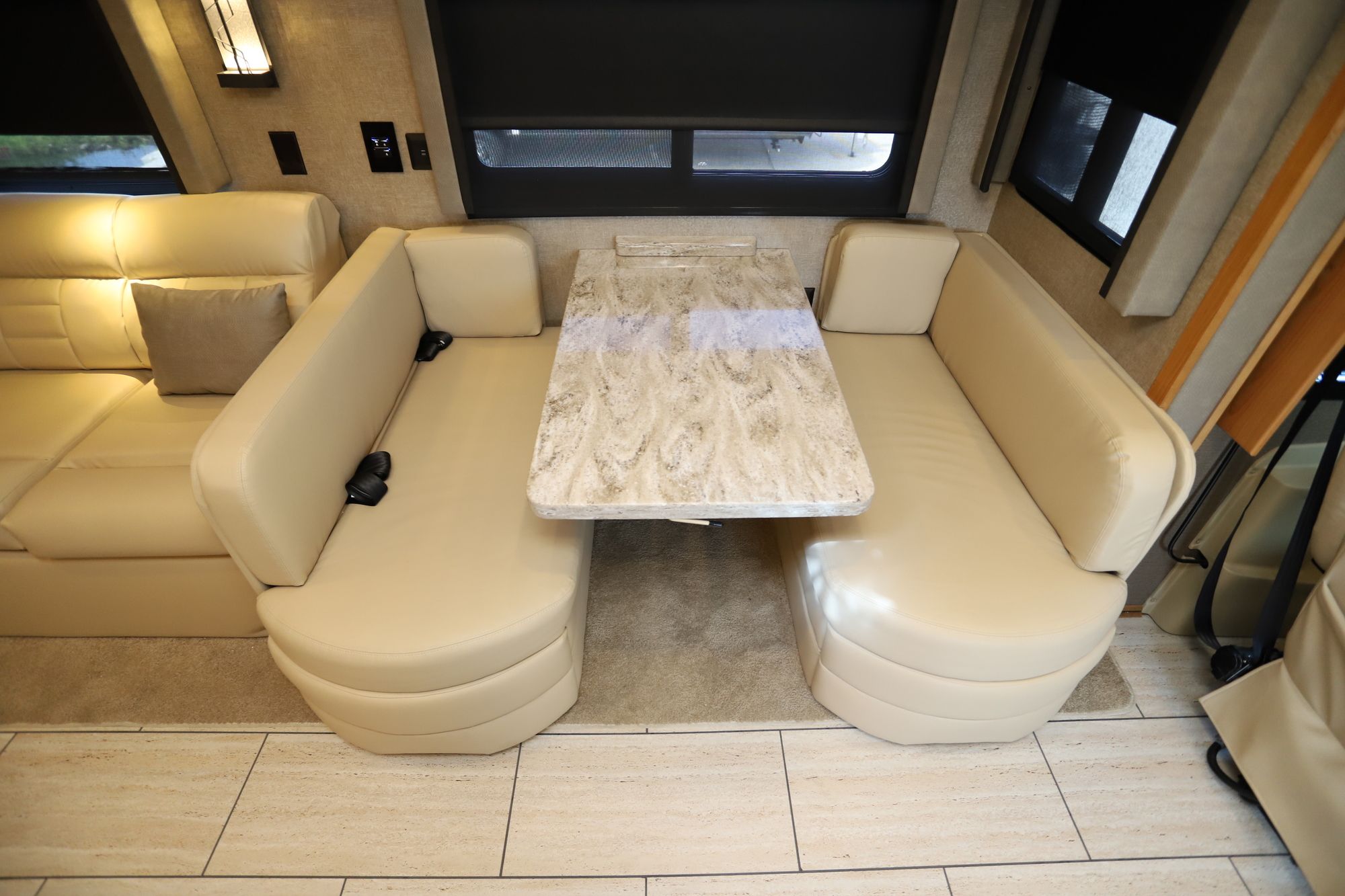 Used 2019 Tiffin Motor Homes Allegro 32SA Class A  For Sale