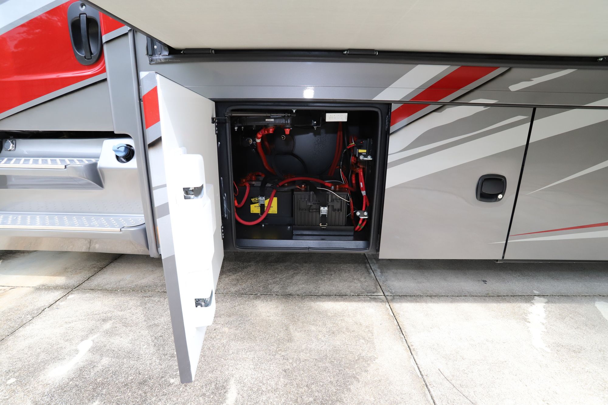 Used 2021 Renegade Rv Valencia 35 MB Super C  For Sale