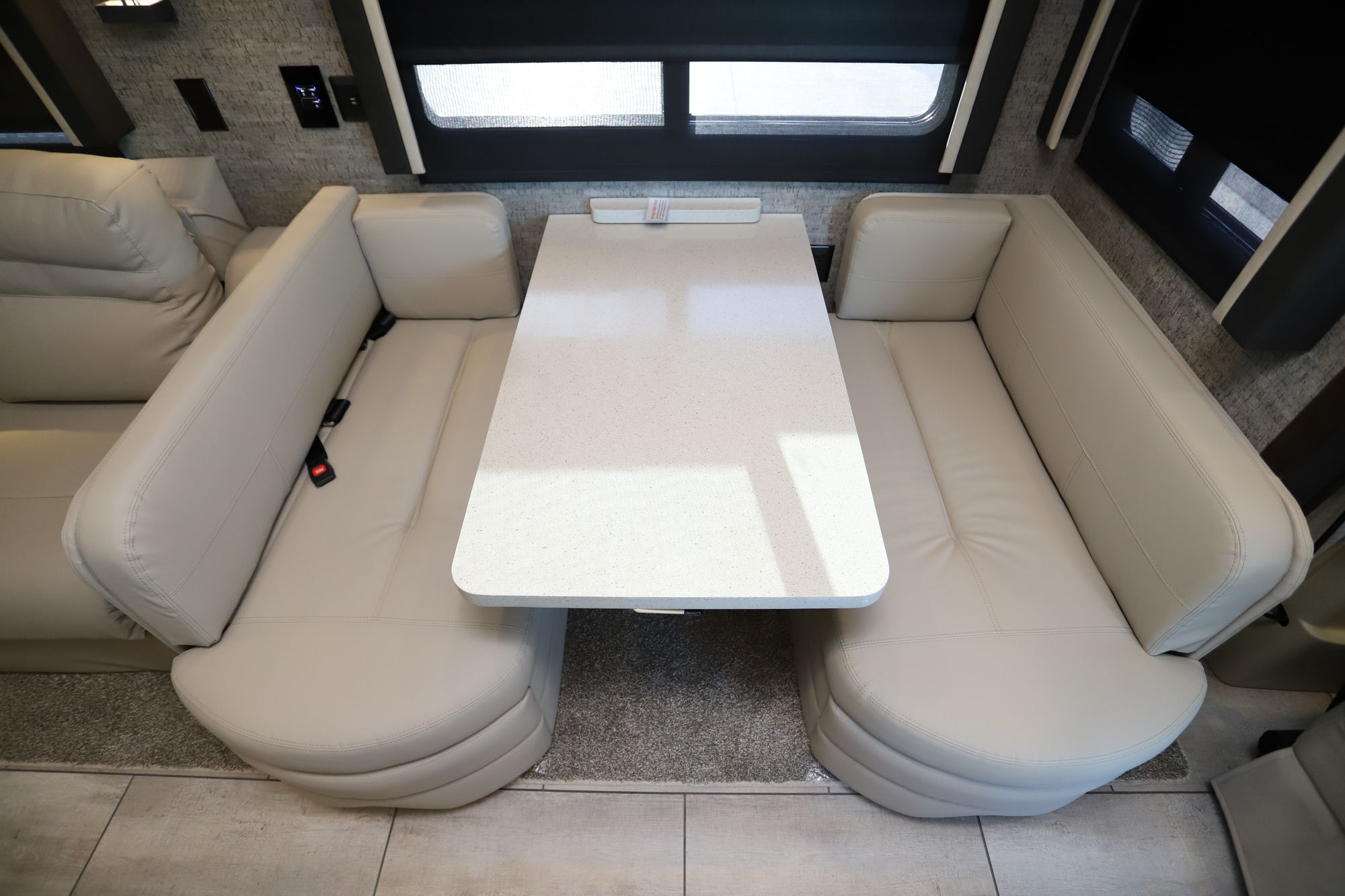 New 2021 Tiffin Motor Homes Allegro 32SA Class A  For Sale