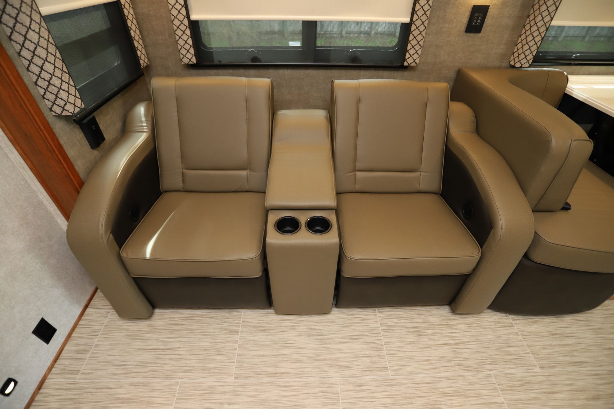 Used 2021 Renegade Rv Valencia 35 MB Super C  For Sale