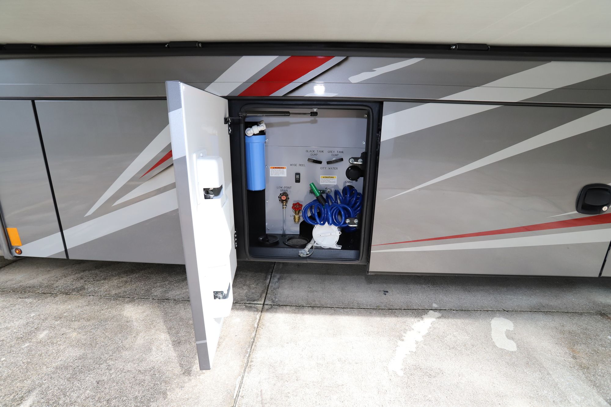 Used 2021 Renegade Rv Valencia 35 MB Super C  For Sale