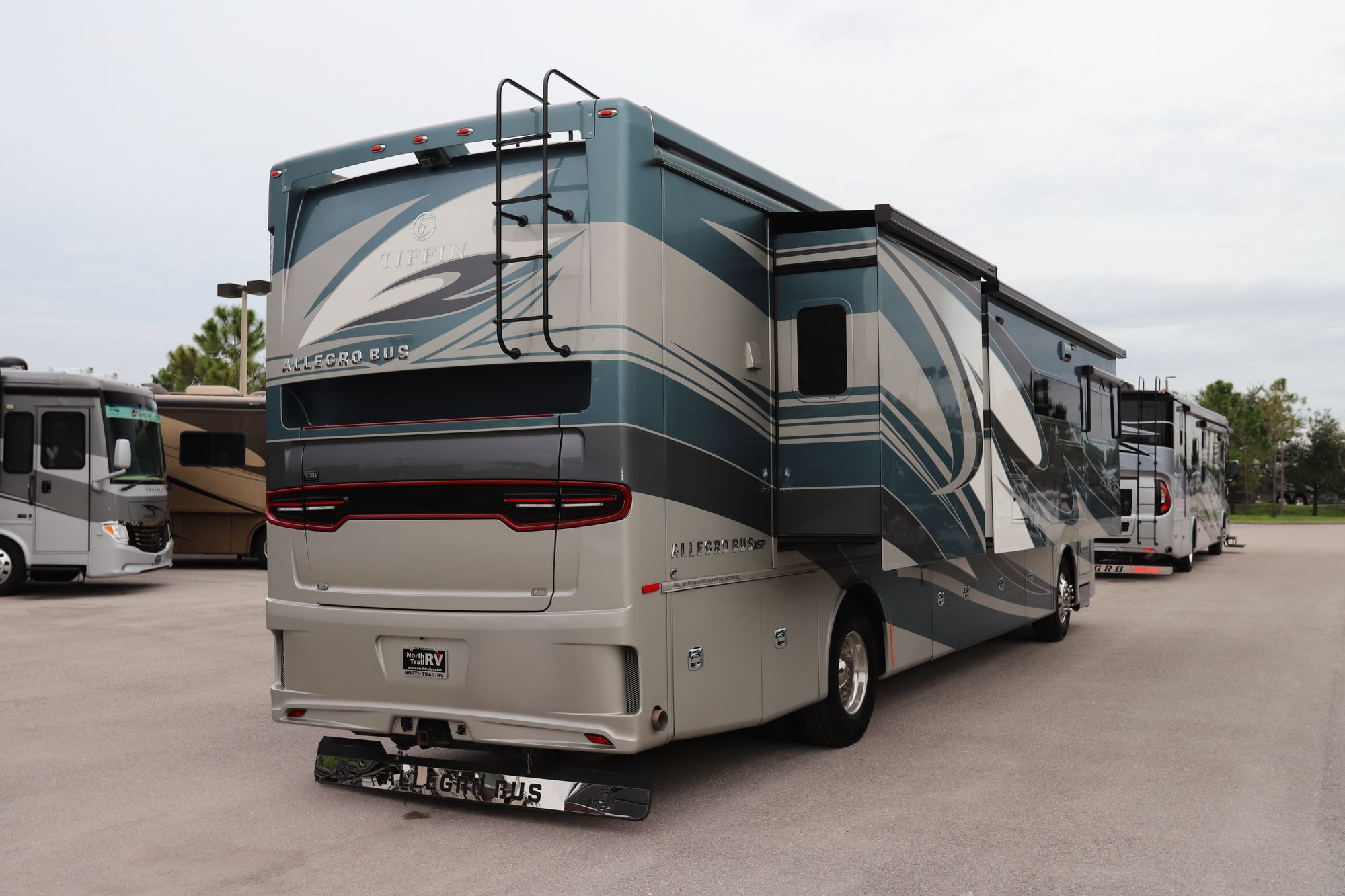 Used 2020 Tiffin Motor Homes Allegro Bus 40AP Class A  For Sale