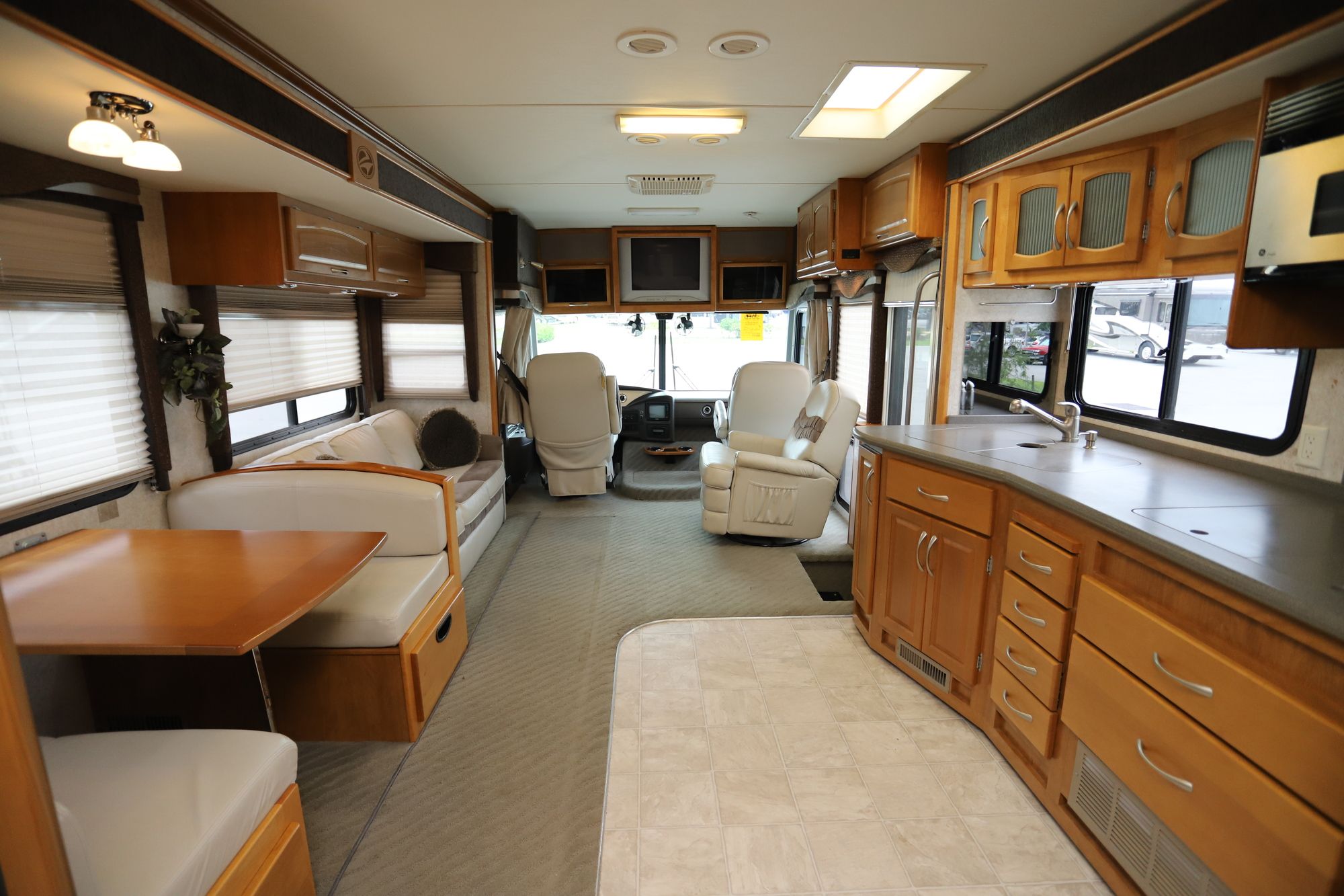 Used 2004 Fleetwood Pace Arrow 36B Class A  For Sale