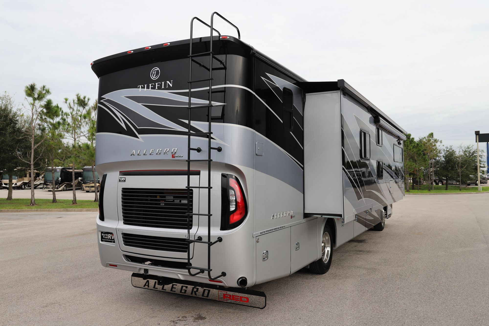 New 2021 Tiffin Motor Homes Allegro Red 38KA Class A  For Sale