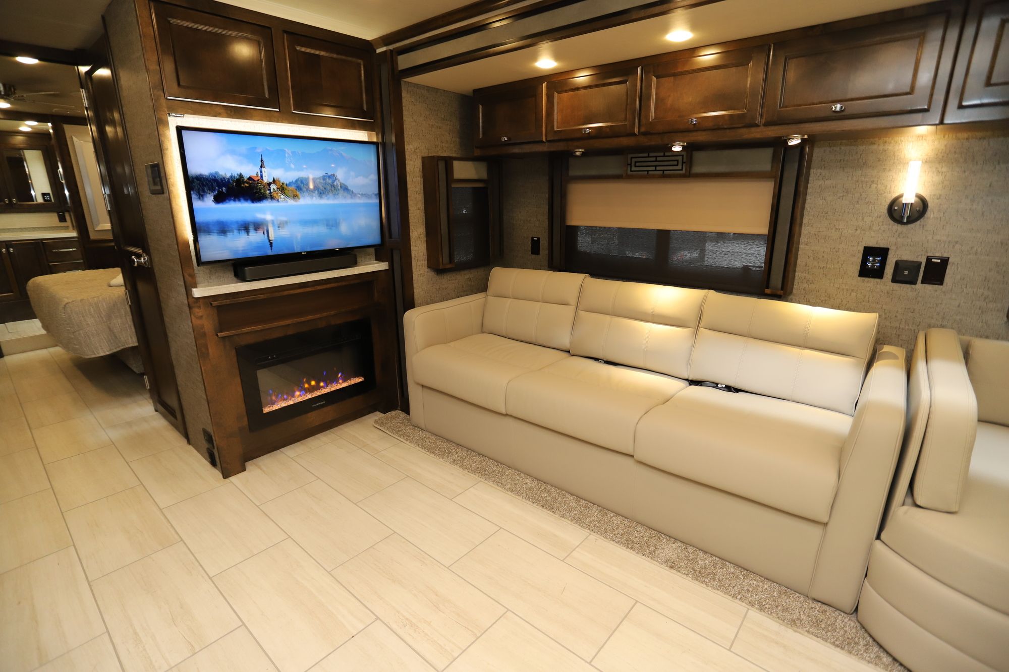 New 2021 Tiffin Motor Homes Allegro Red 38KA Class A  For Sale