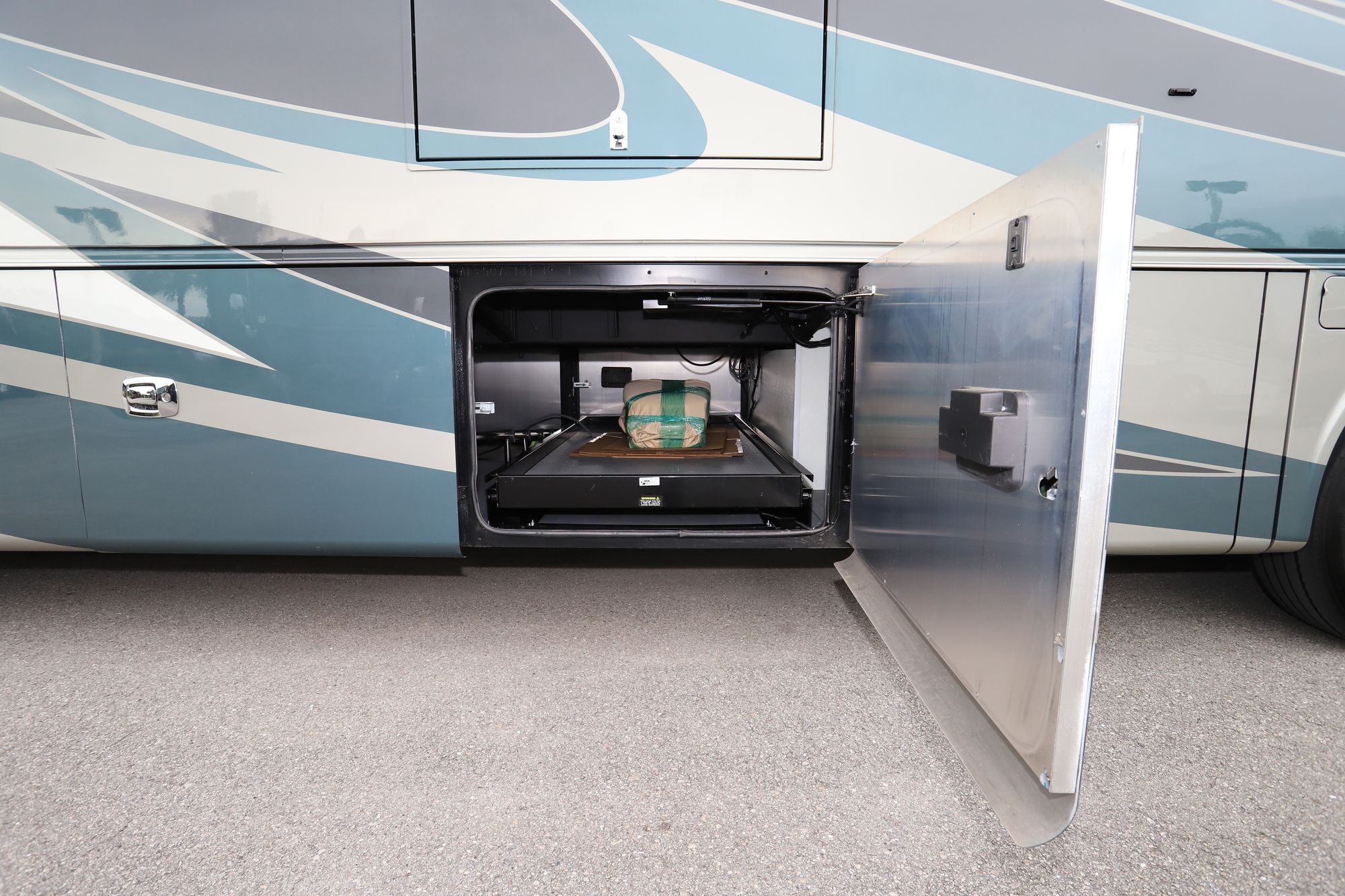 Used 2020 Tiffin Motor Homes Allegro Bus 40AP Class A  For Sale