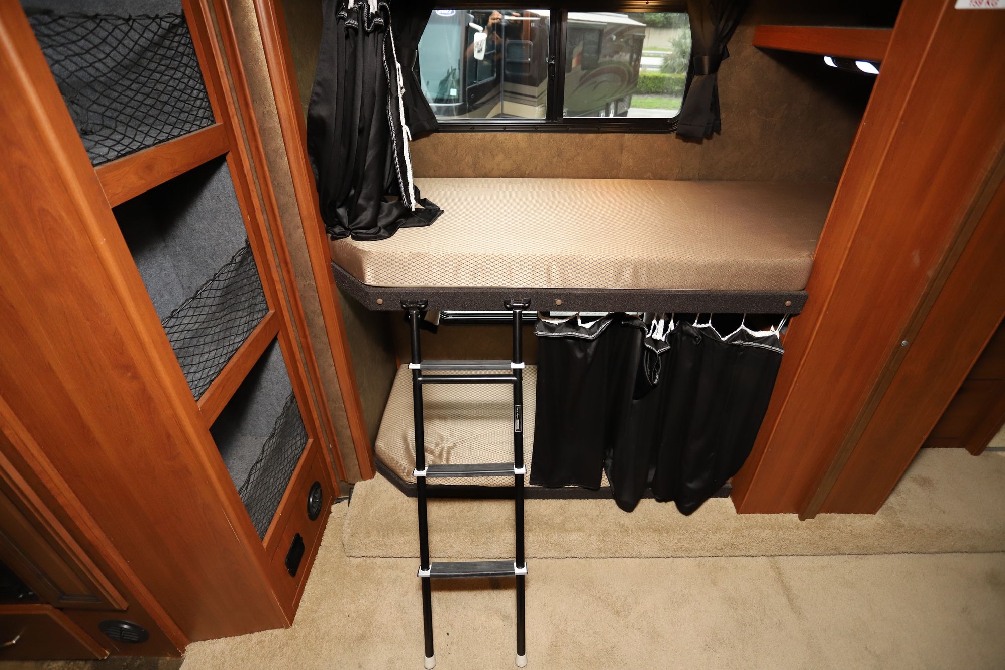 Used 2014 Fleetwood Bounder 34B Class A  For Sale