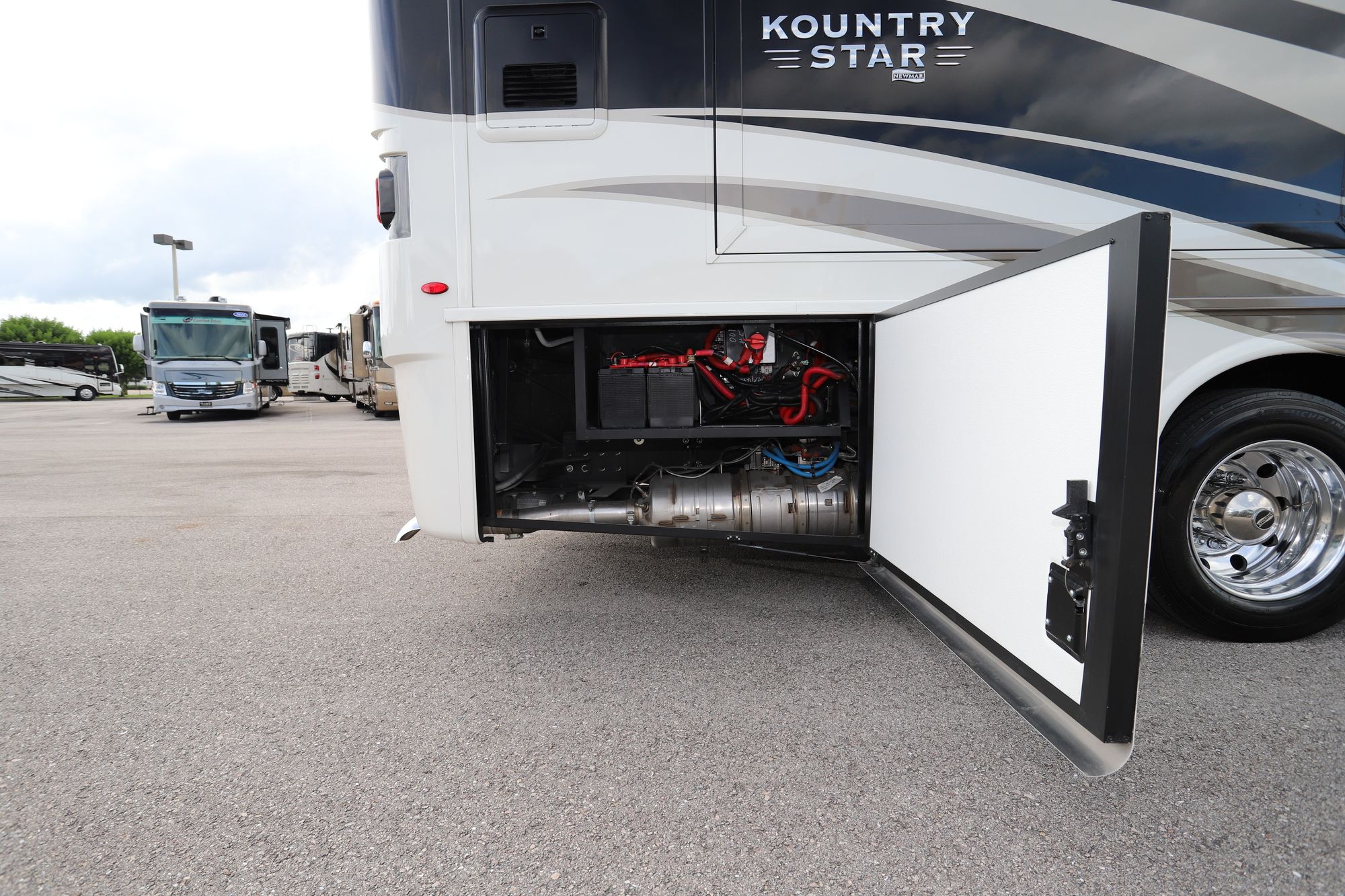 New 2021 Newmar Kountry Star 3426 Class A  For Sale