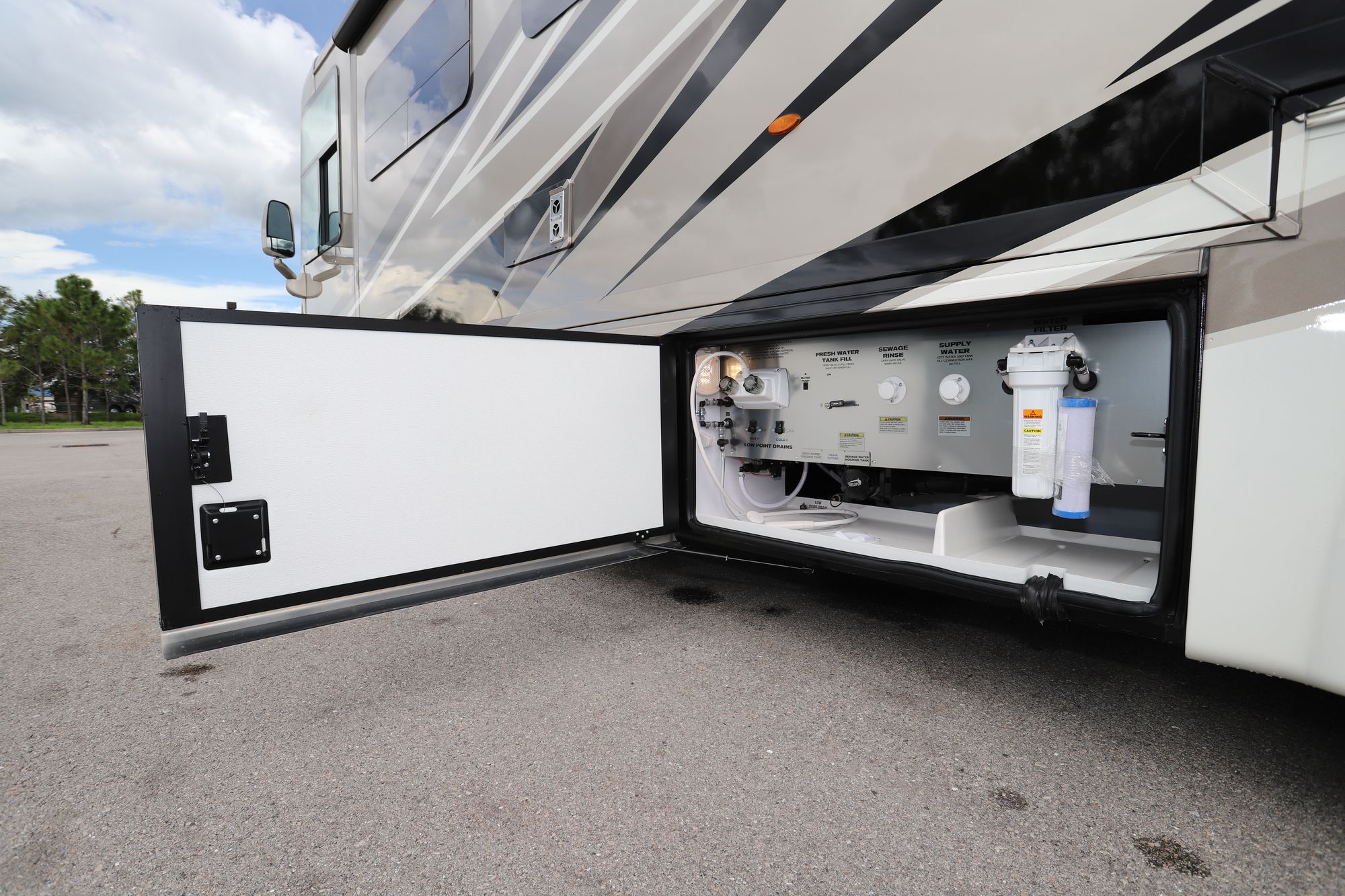 New 2021 Newmar Kountry Star 3426 Class A  For Sale