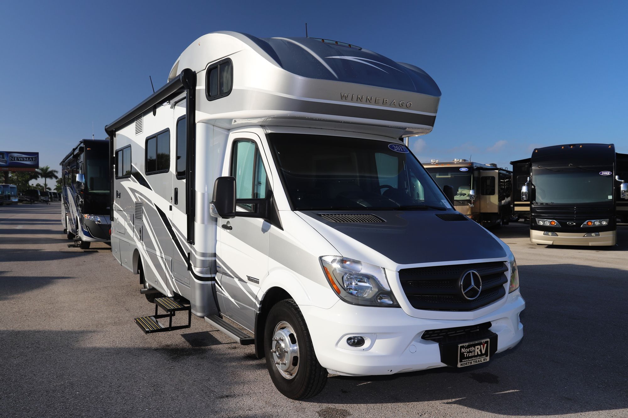 Used 2017 Winnebago View 24J Class C  For Sale