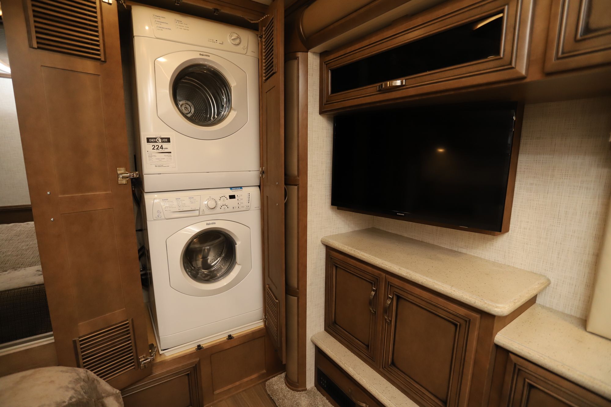 New 2021 Newmar Kountry Star 3426 Class A  For Sale