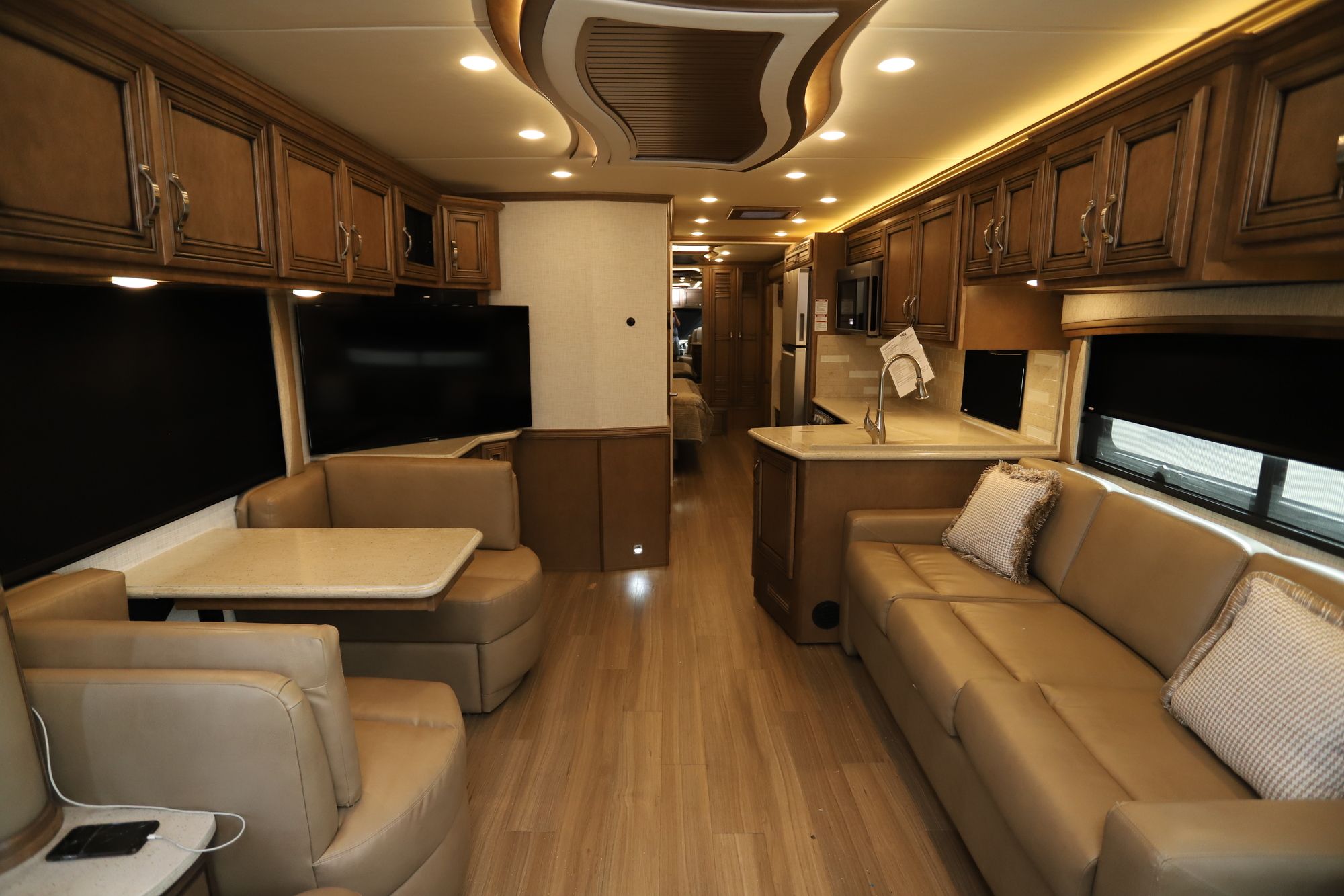 New 2021 Newmar Kountry Star 3426 Class A  For Sale