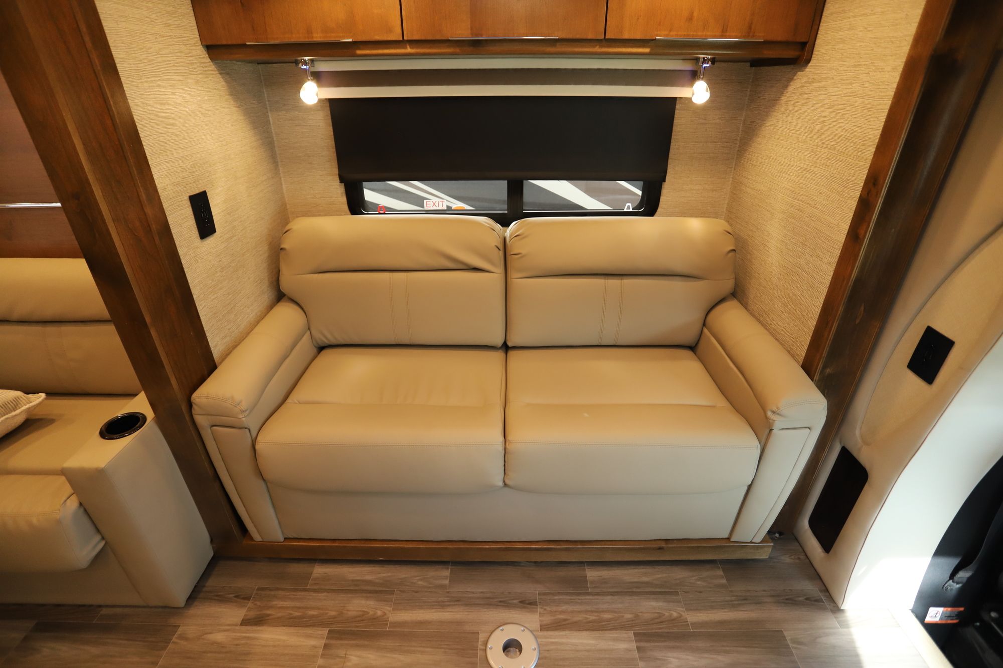 Used 2020 Tiffin Motor Homes Wayfarer 25RW Class C  For Sale