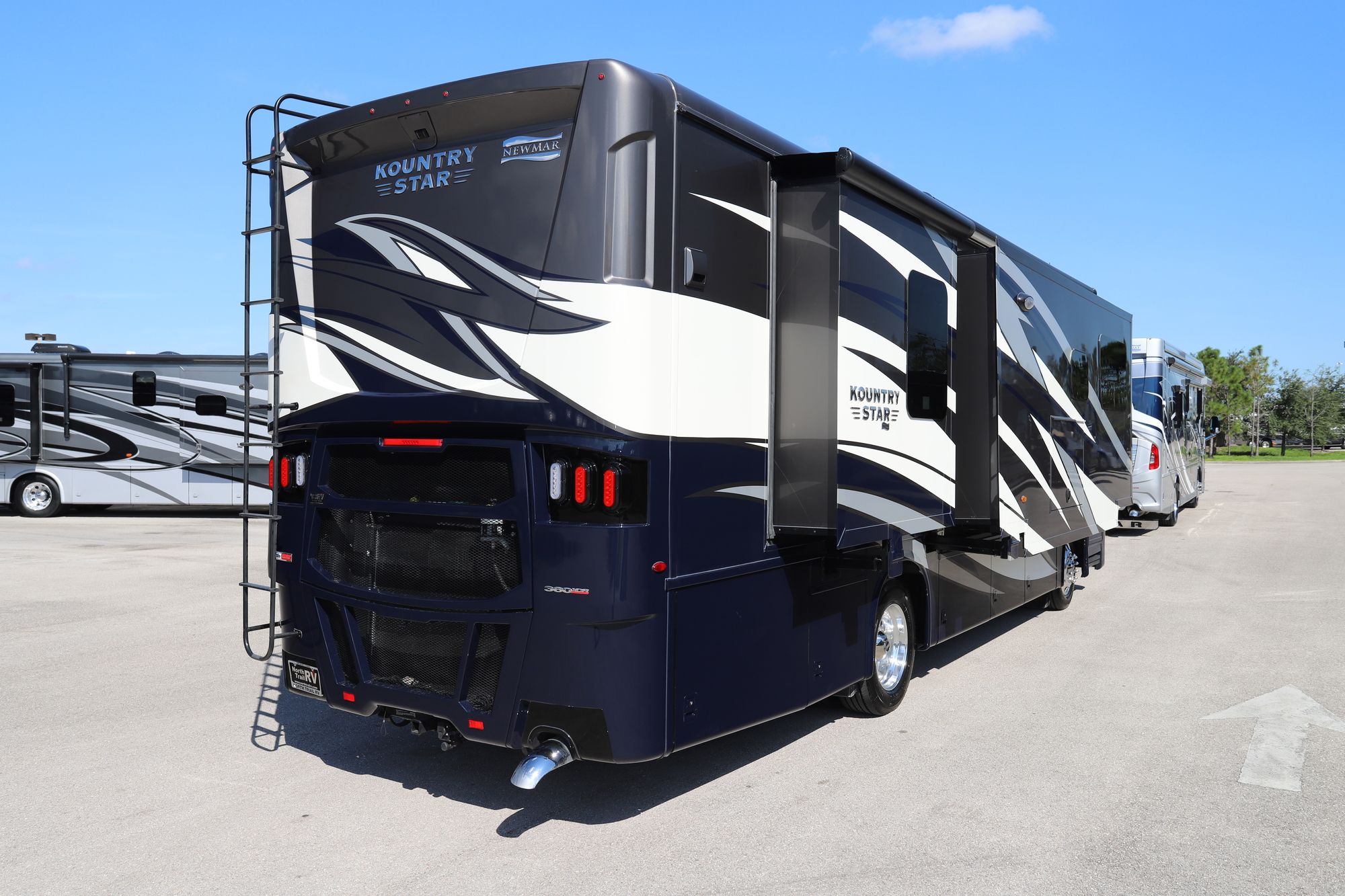 New 2021 Newmar Kountry Star 3412 Class A  For Sale