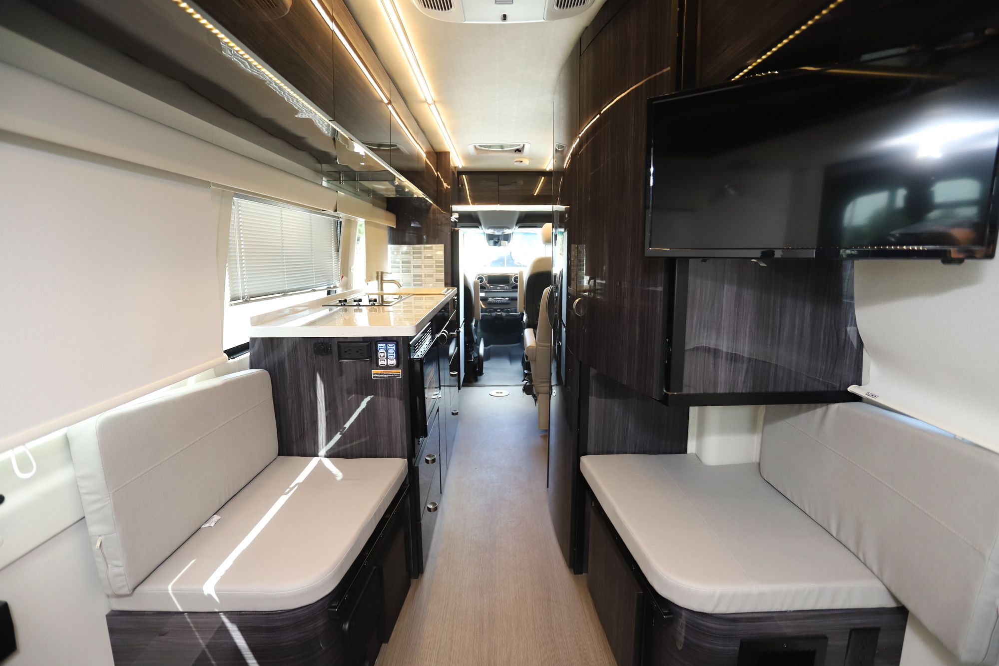 New 2021 Winnebago Era 170B Class B  For Sale