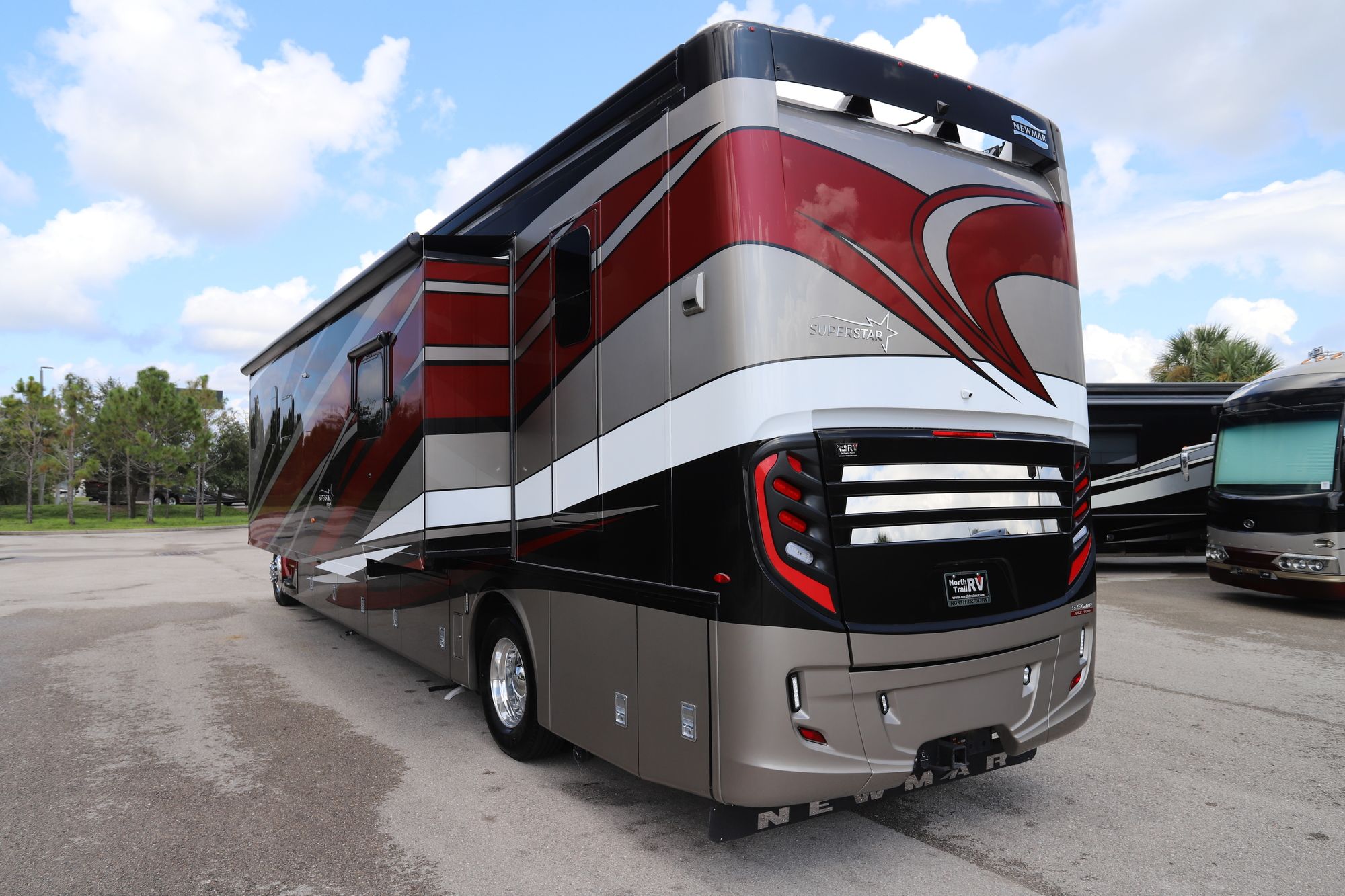 New 2021 Newmar Super Star 4051 Super C  For Sale